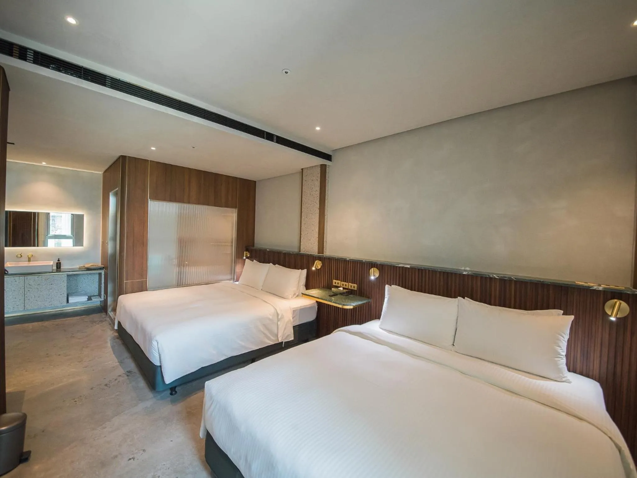 Photo of the whole room, Bed in PAPO'A Harbor Hotel