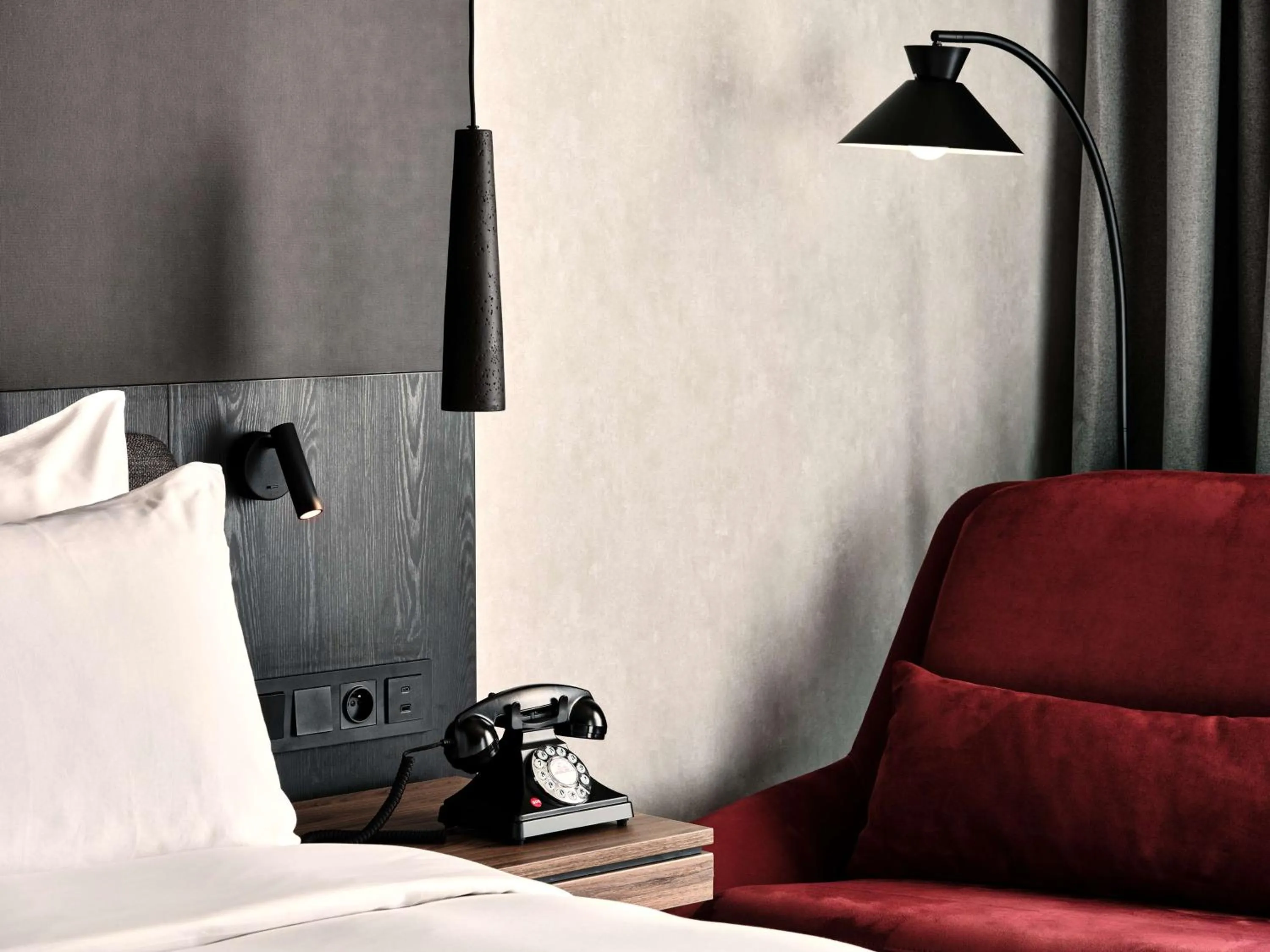 Bedroom, Bed in Radisson RED Hotel & Radisson RED Apartments, Kraków