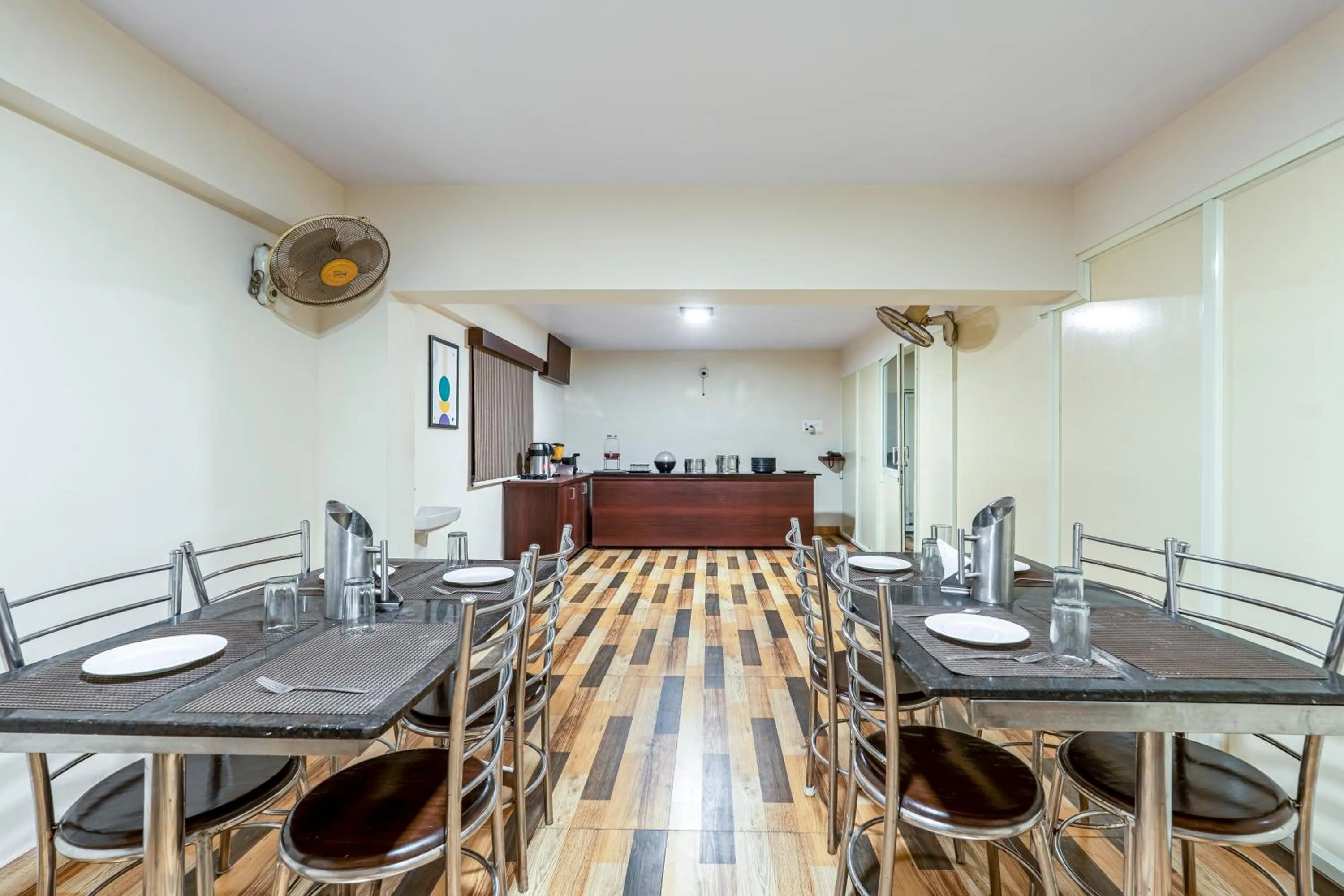 Dining area in Treebo Marina Grand, Railway station