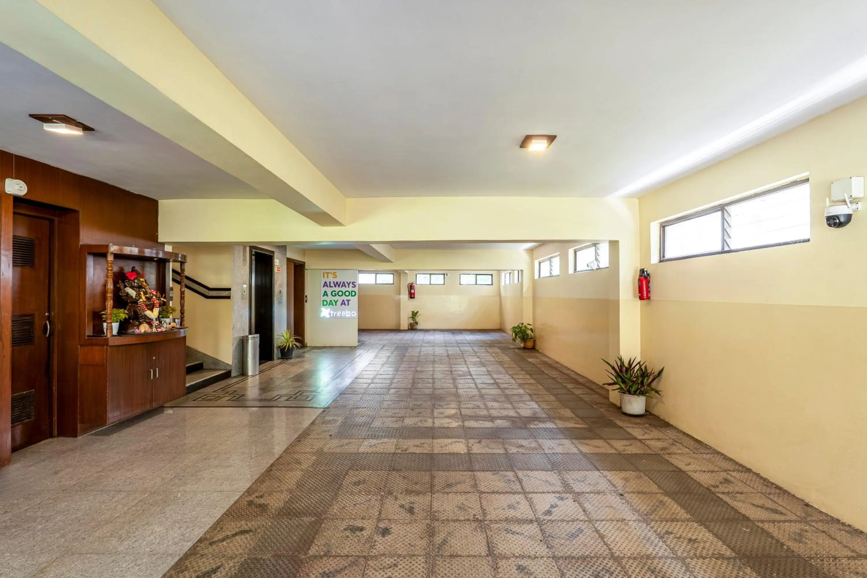 Parking in Treebo Marina Grand, Railway station