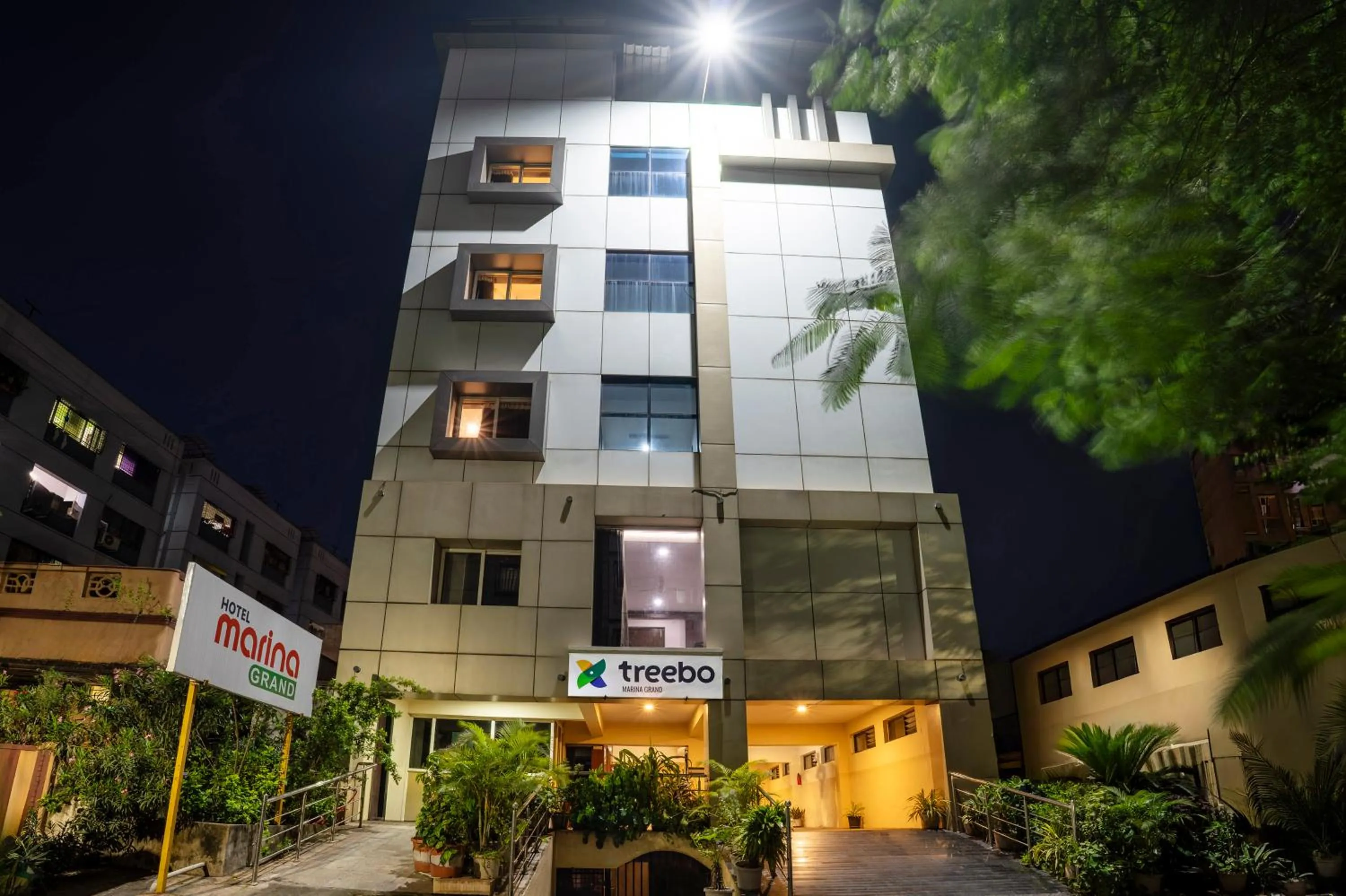 Property building in Treebo Marina Grand, Railway station