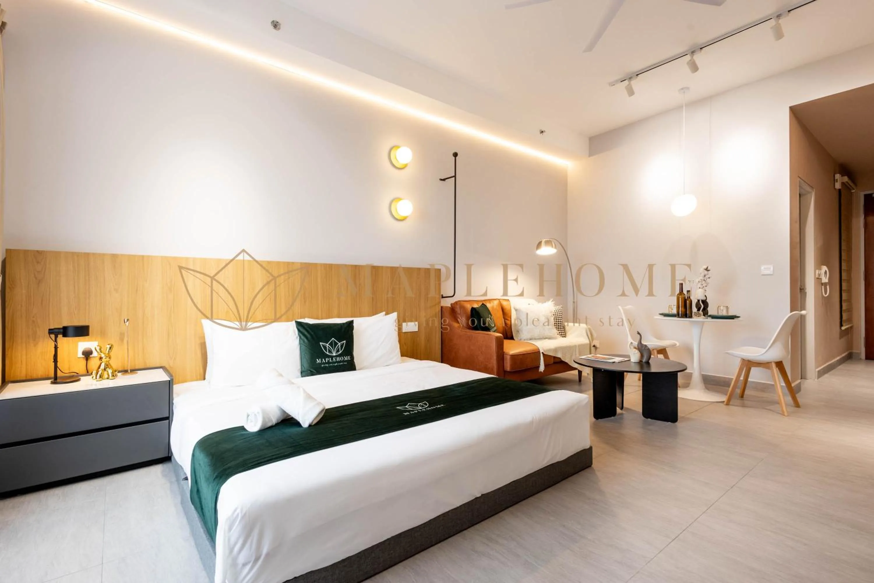 View (from property/room), Bed in Sunsuria Forum Premier Suites Setia Alam