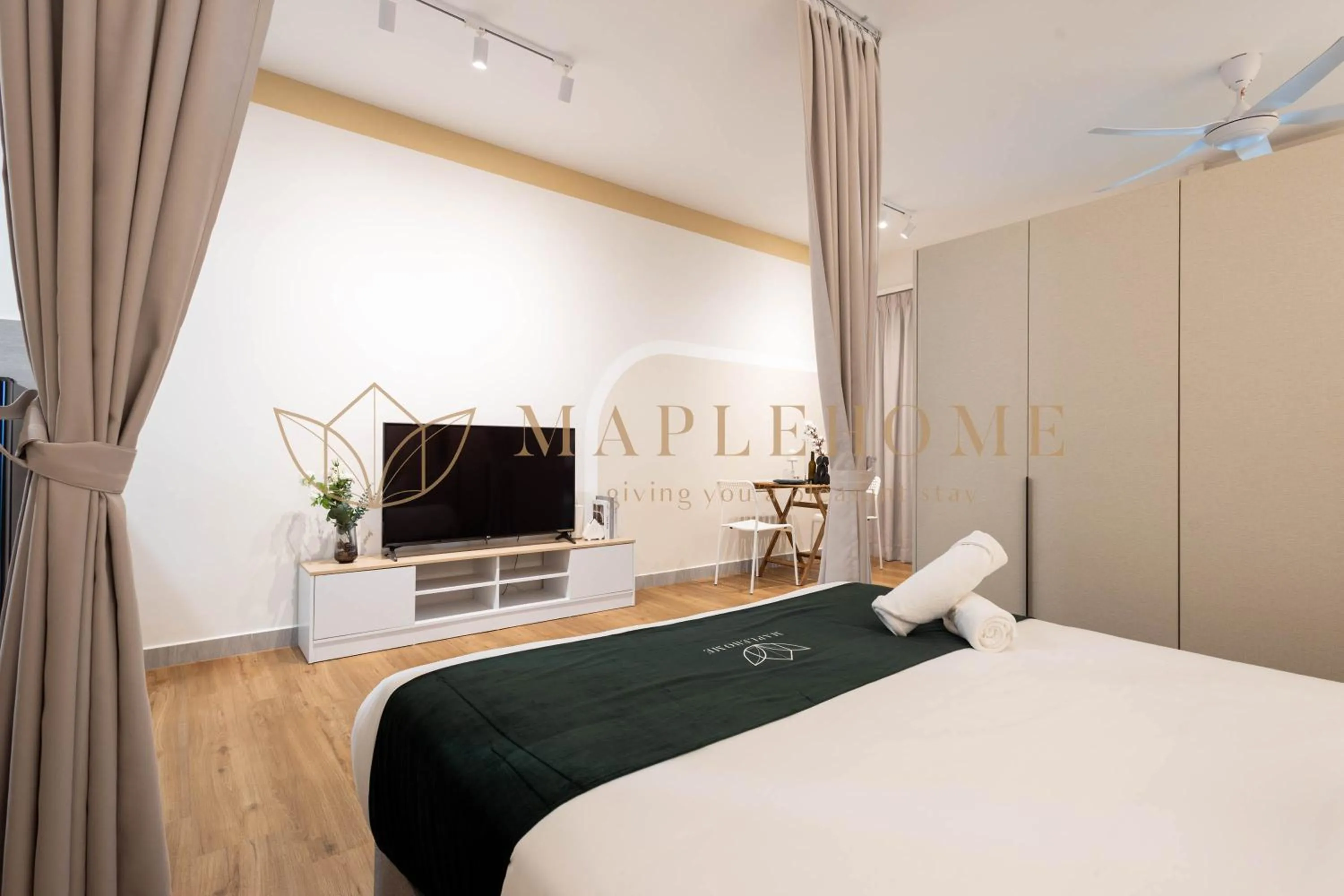 Bed in Sunsuria Forum Premier Suites Setia Alam