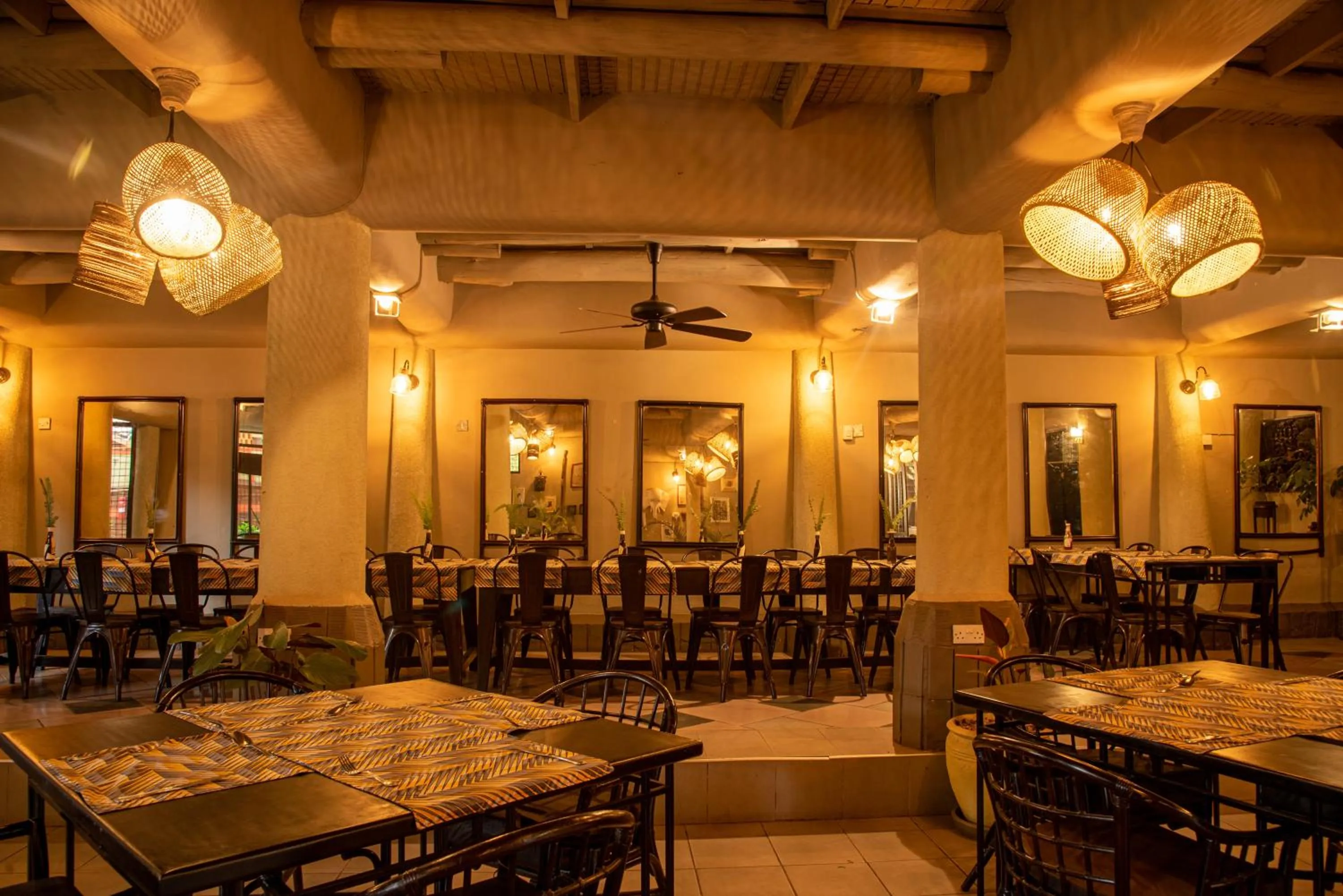 Restaurant/places to eat in Forest Cottages