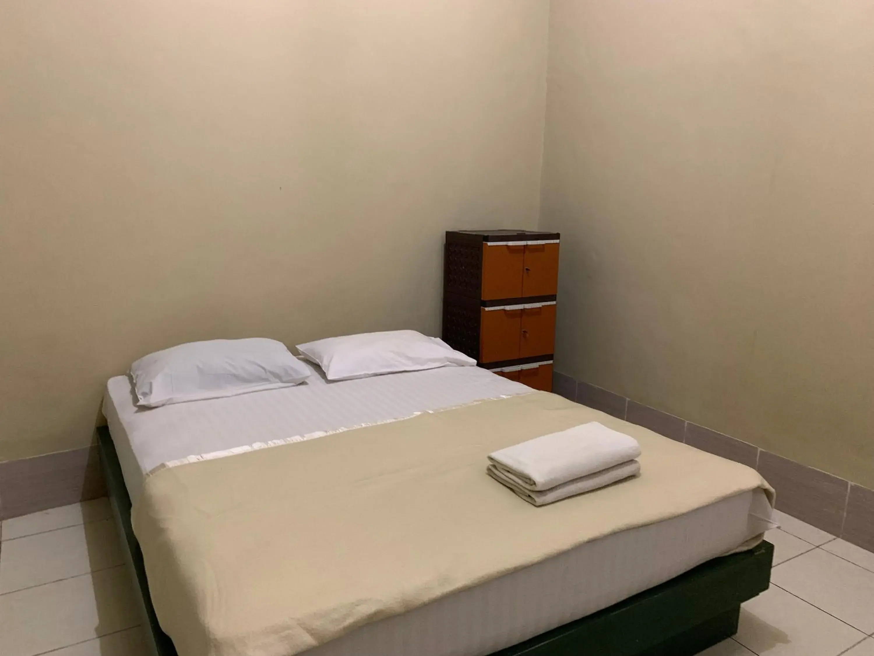 OYO 93875 Tifar House Near Lapangan Raja-raja OYO 93875 Tifar House Near Lapangan Raja-raja