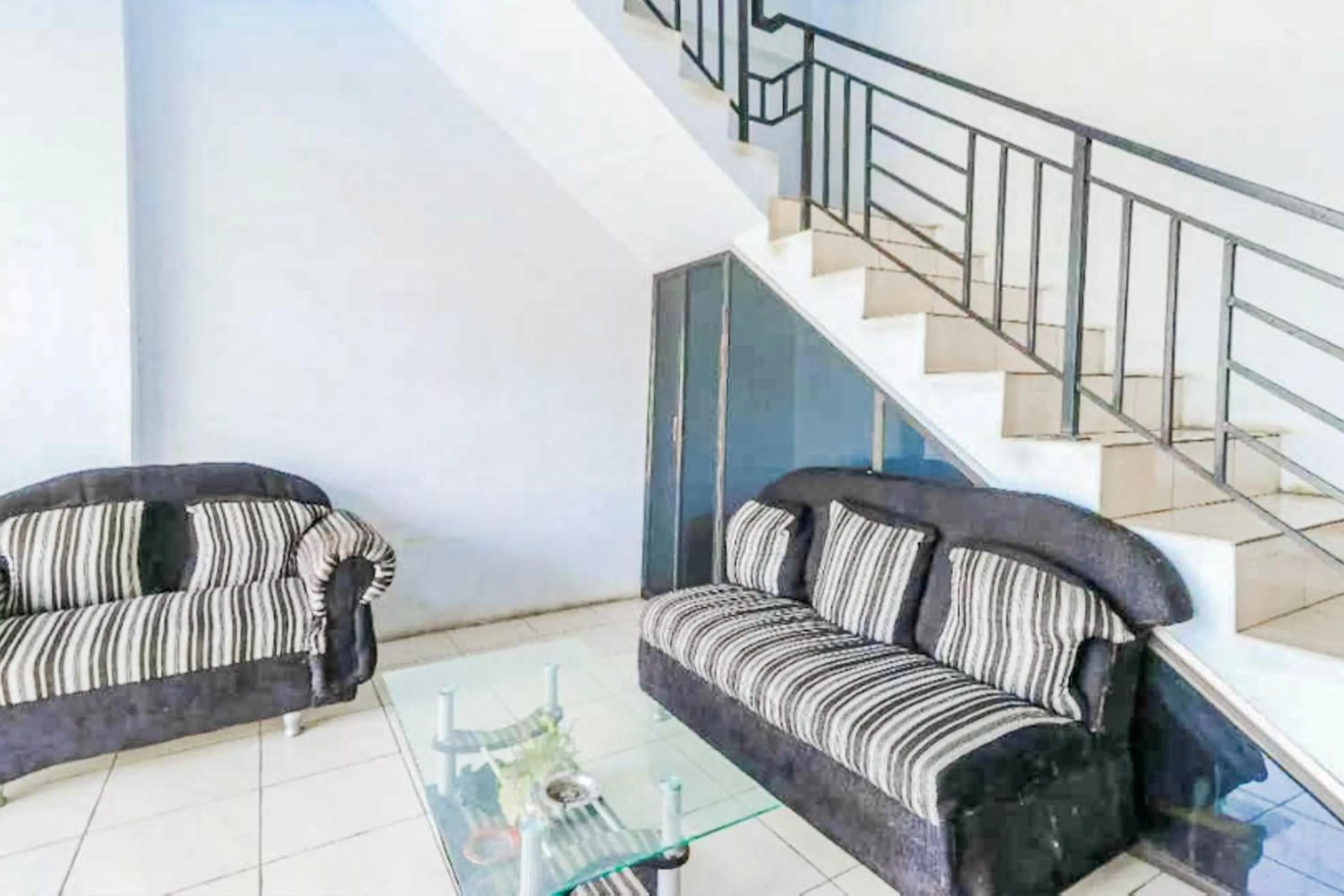 Lobby or reception in Hotel O Atifah Homes