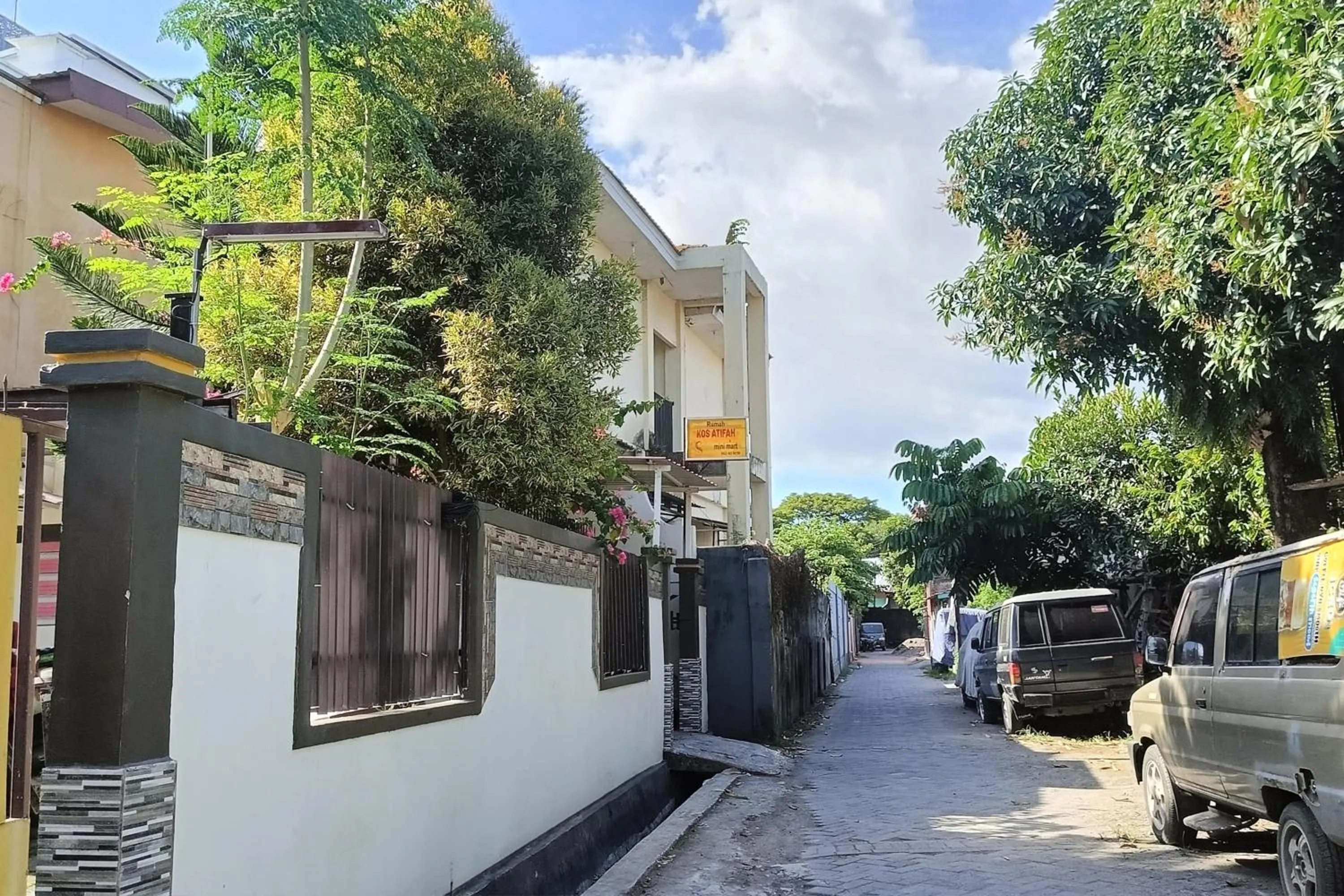 Facade/entrance in Hotel O Atifah Homes