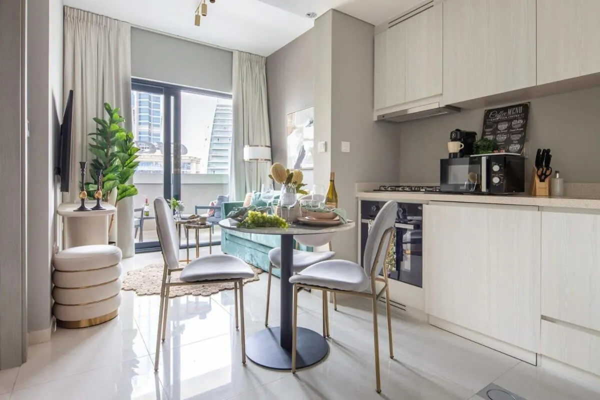 Kitchen or kitchenette in Frank Porter - Zada Tower