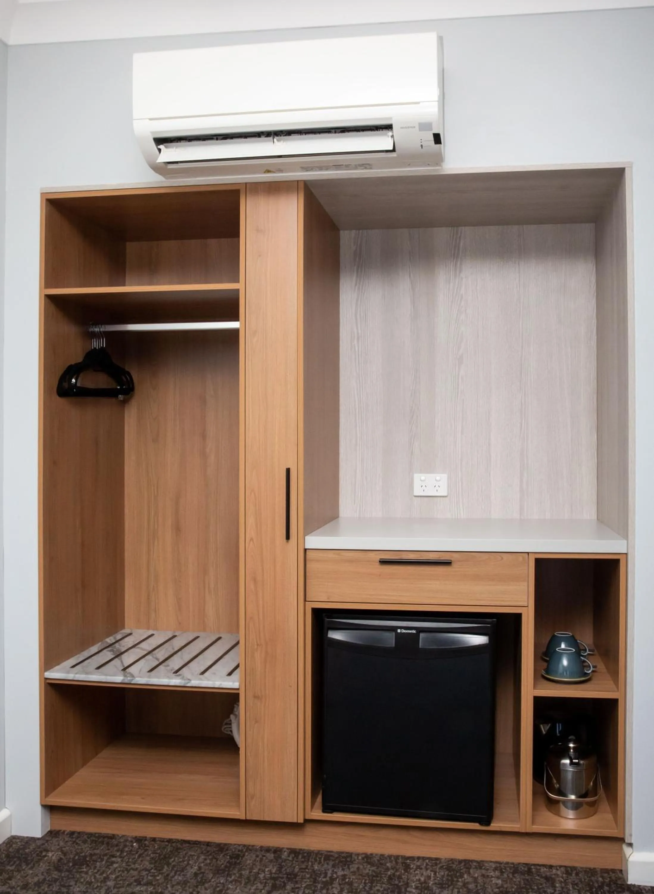 wardrobe in The Esplanade Motel