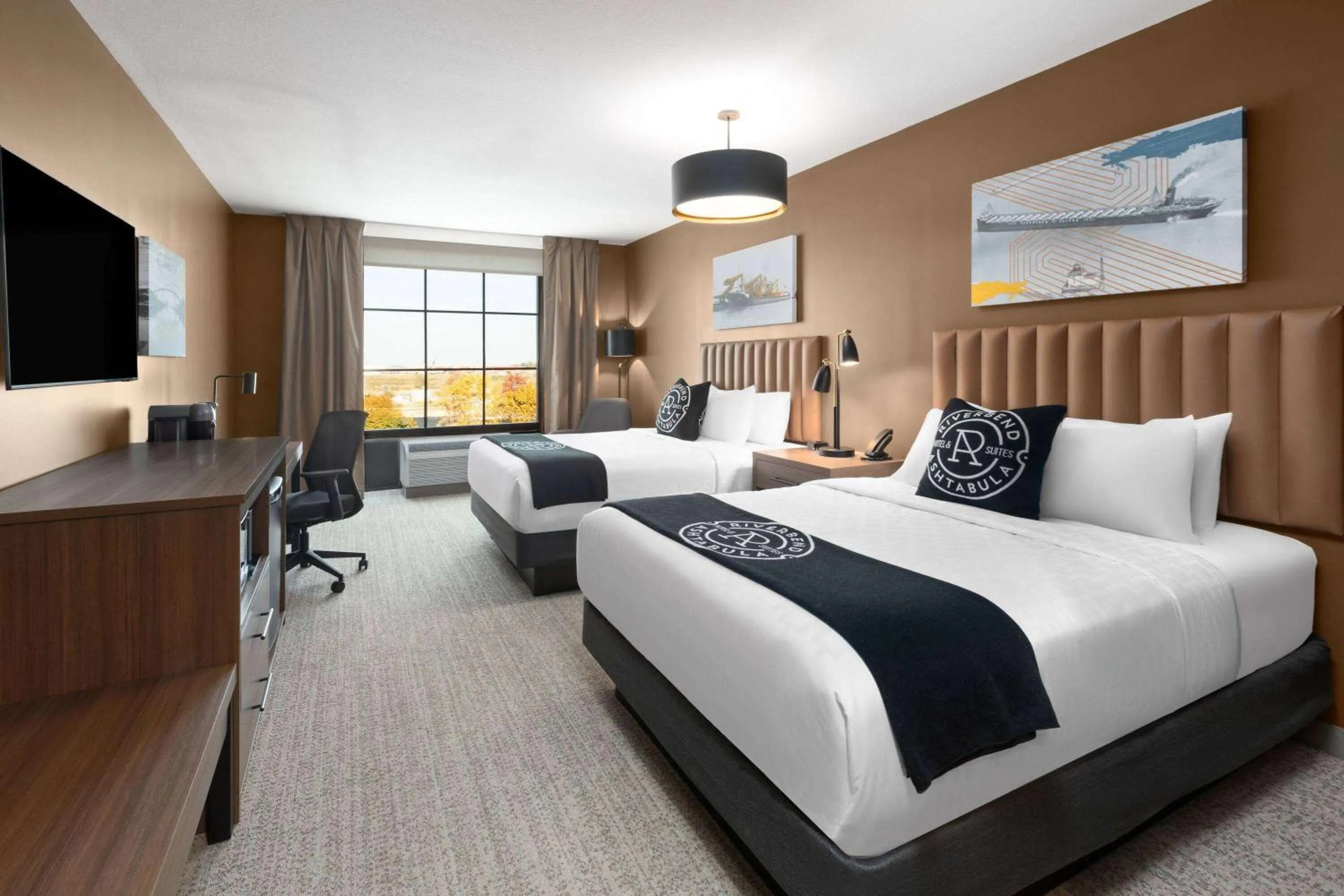 Photo of the whole room, Bed in Riverbend Hotel and Suites, Trademark Collection by Wyndham