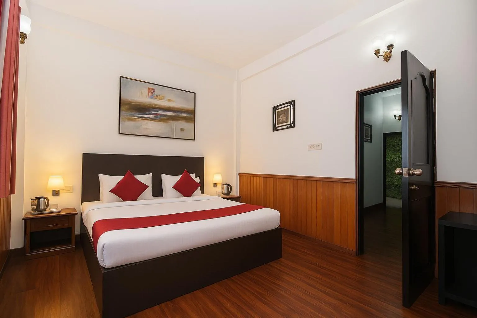 Bedroom, Bed in Central Gleneagles Heritage Resort Former Bungalow of Ex-TATA Chairman Russi Mody The Mall Road Darjeeling