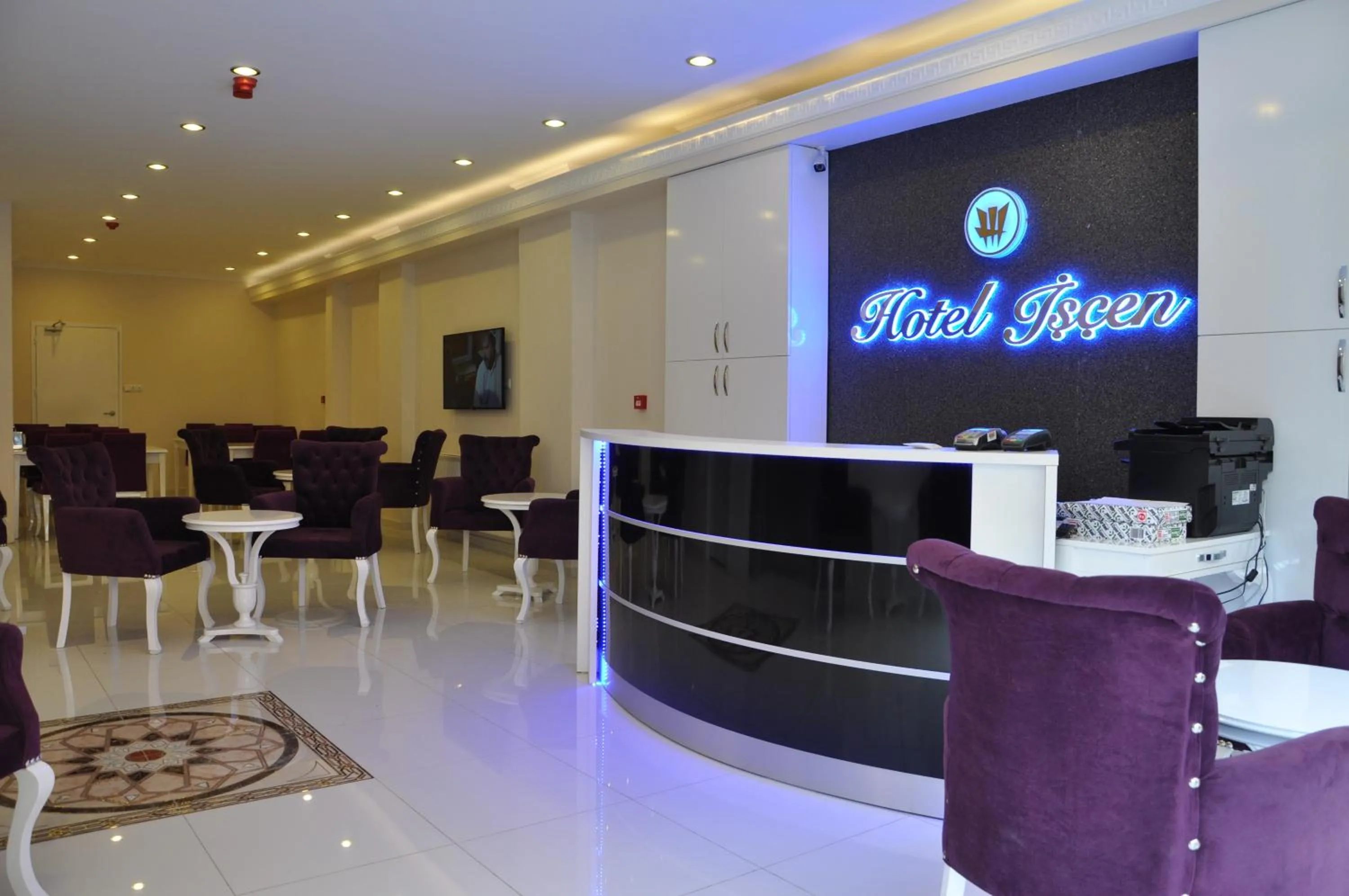 Lobby or reception in Hotel Iscen
