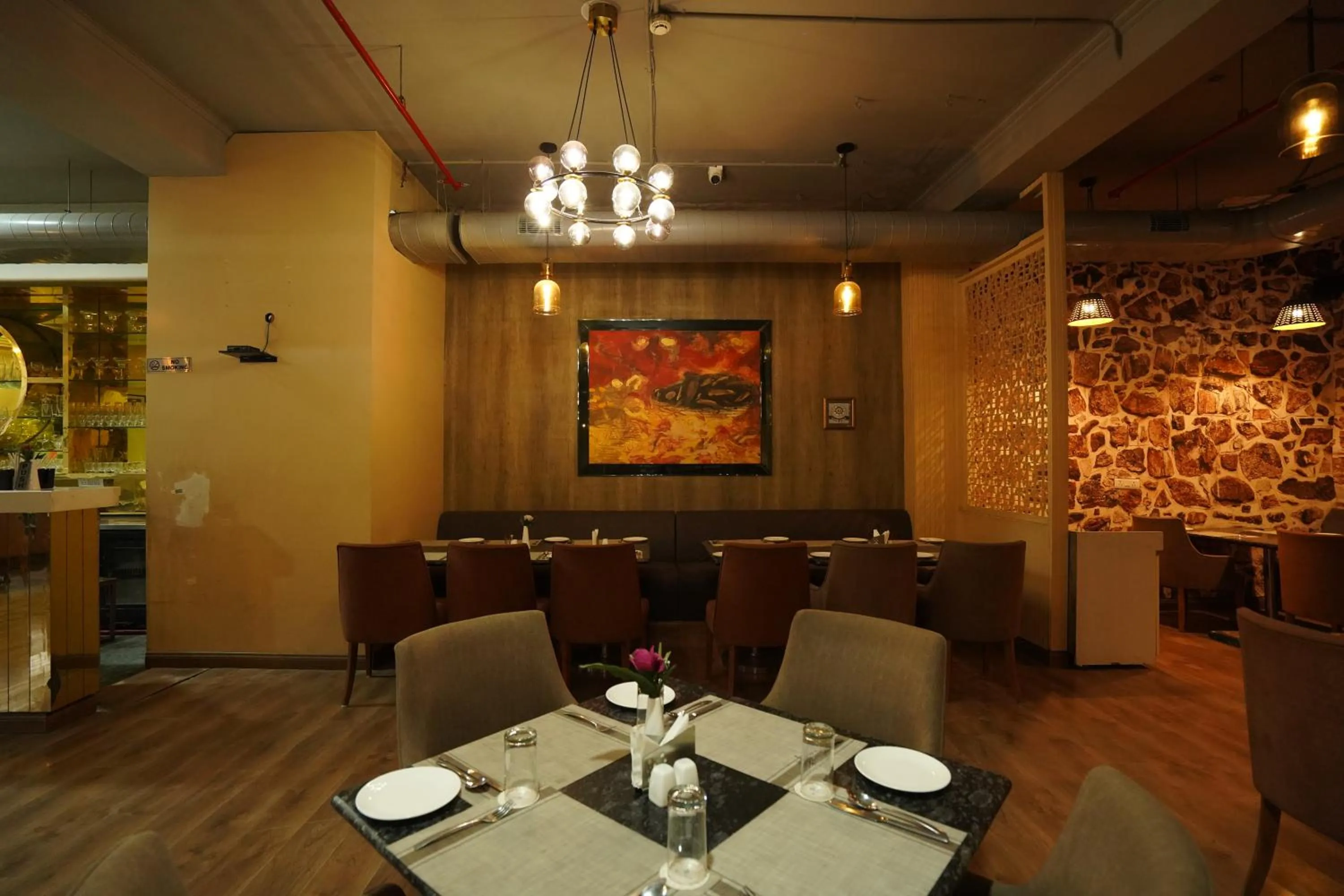 Restaurant/places to eat in Hotel Luxe Opera NH8 - 7km from IGI Airport Delhi