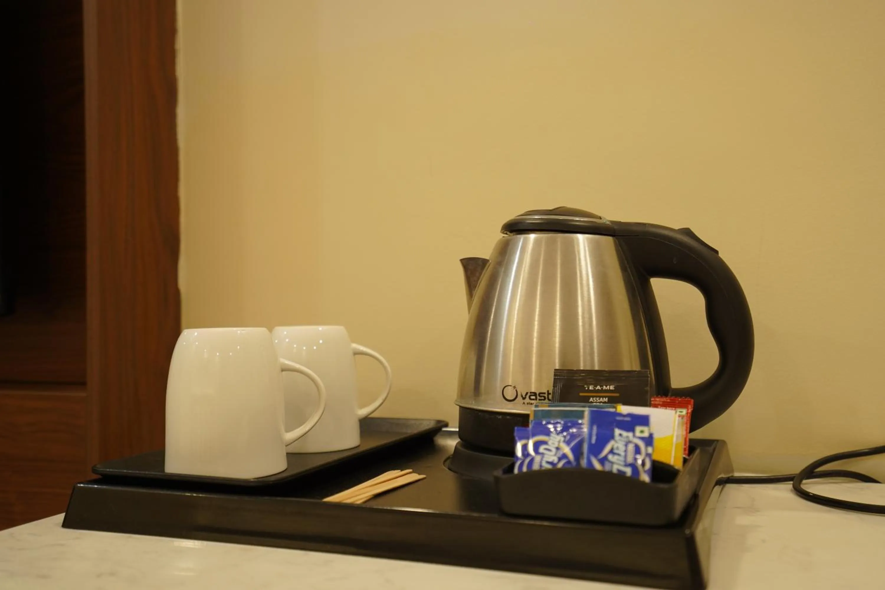 Bedroom in Hotel Luxe Opera NH8 - 7km from IGI Airport Delhi