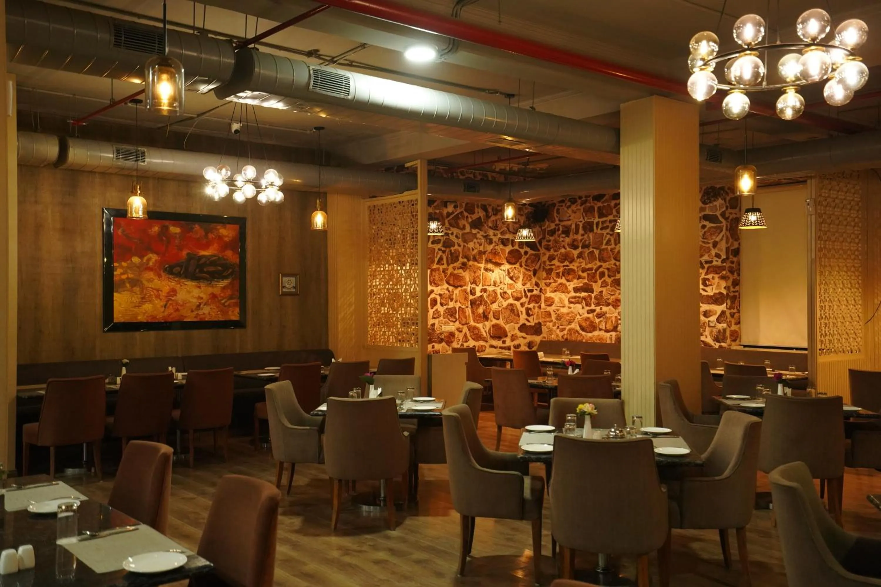 Restaurant/places to eat in Hotel Luxe Opera NH8 - 7km from IGI Airport Delhi