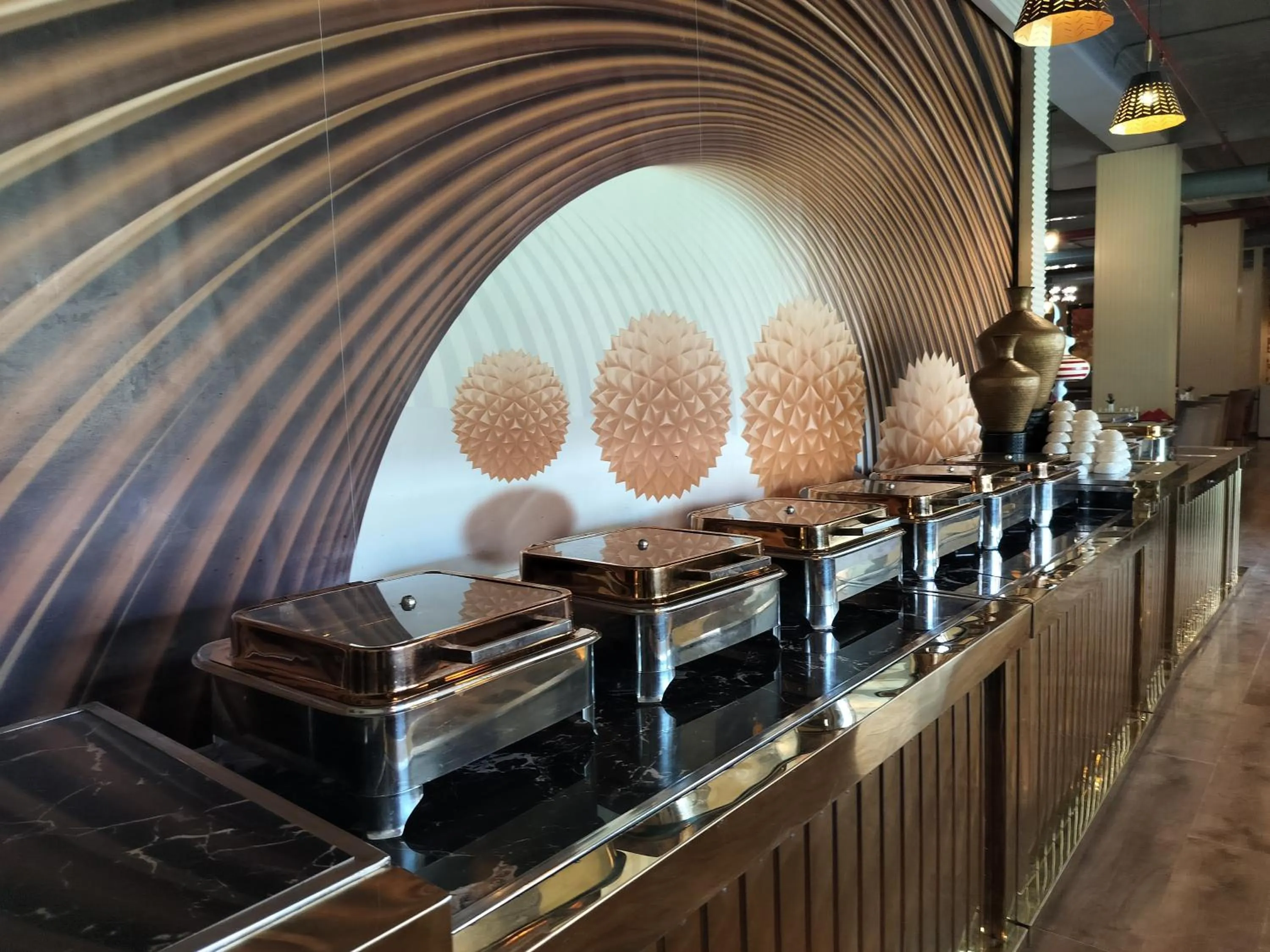 Restaurant/places to eat in Hotel Luxe Opera NH8 - 7km from IGI Airport Delhi