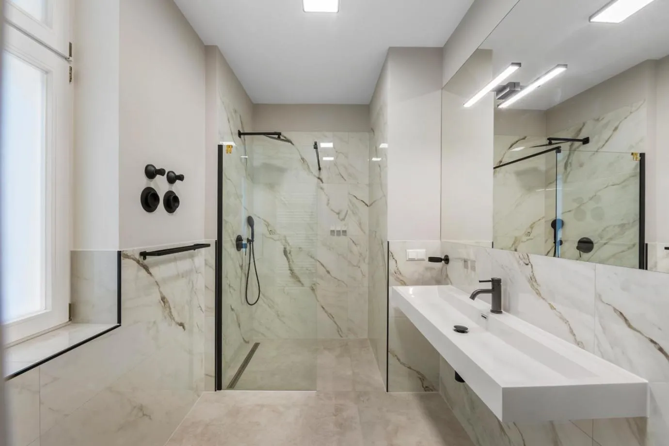 Shower in Residenz Hugo