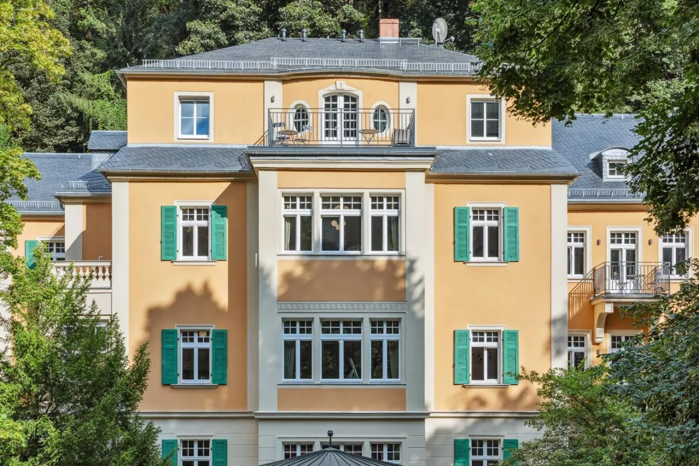Property building in Residenz Hugo