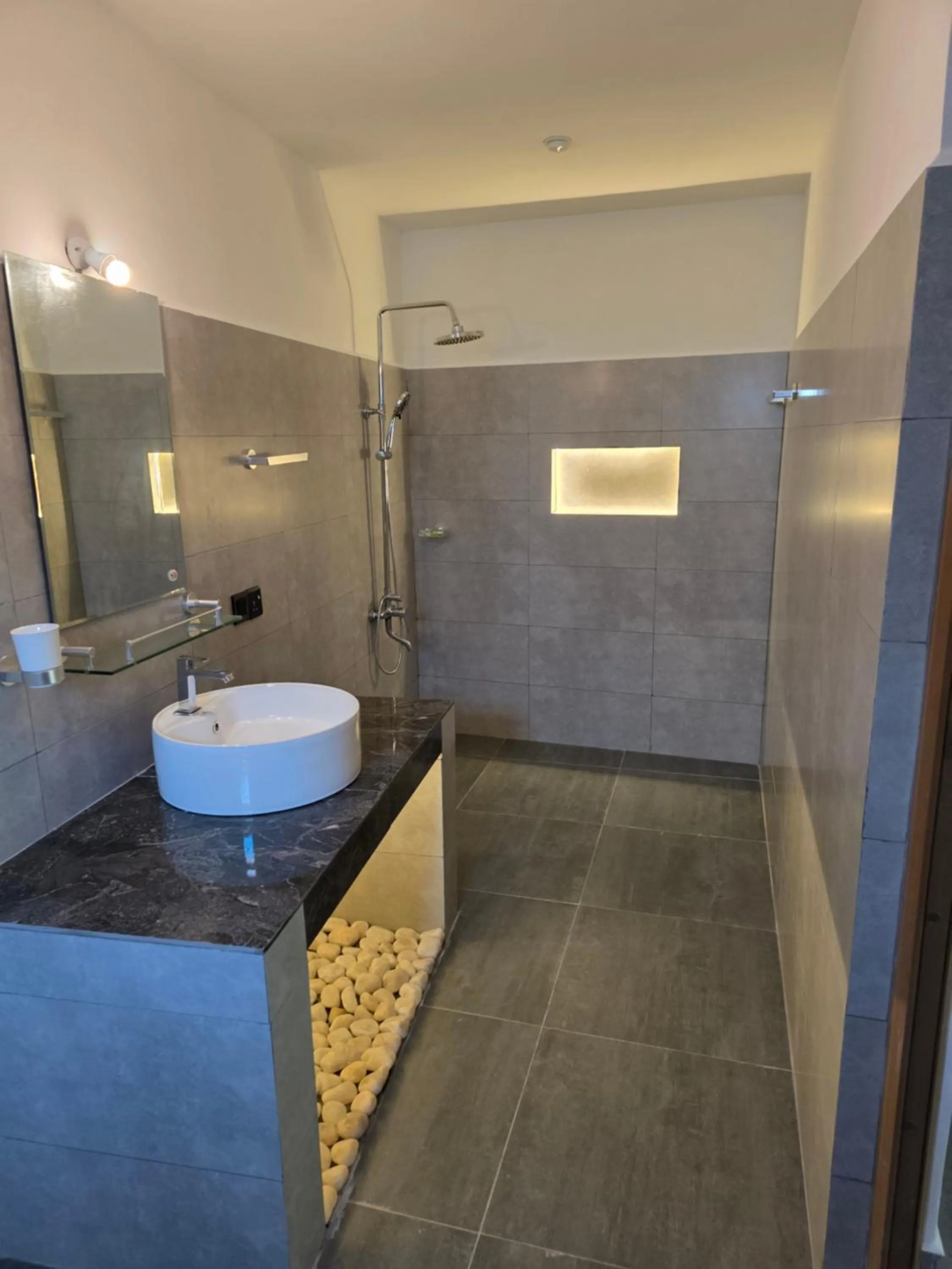 Property building in Liyon Rest sigiriya