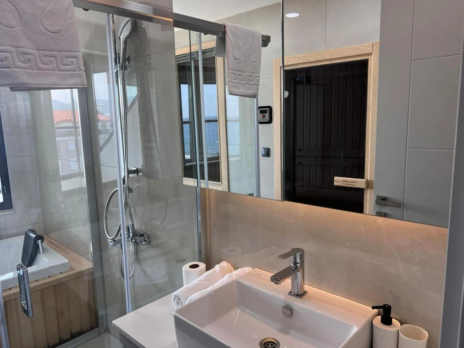 Shower in Ulu Panorama Residence