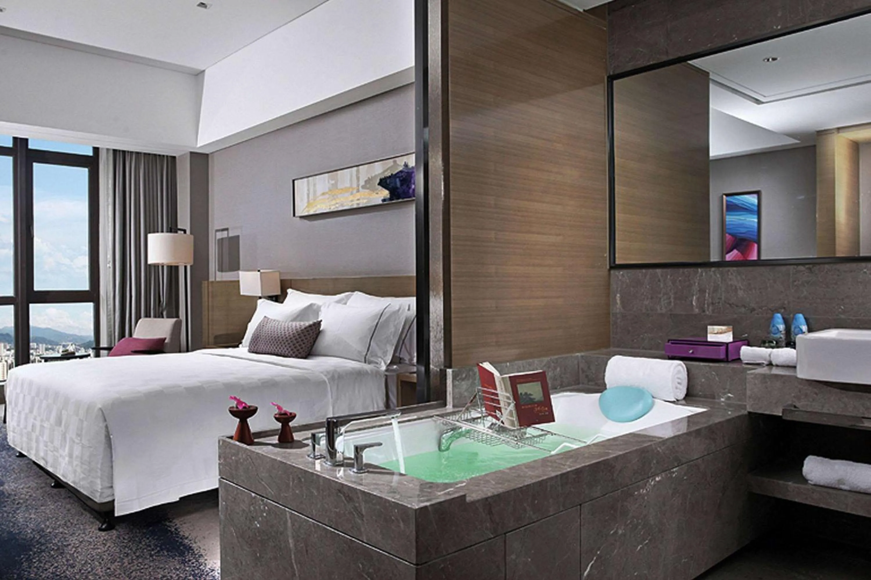 Photo of the whole room, Bed in Wyndham JinJiang Hotel