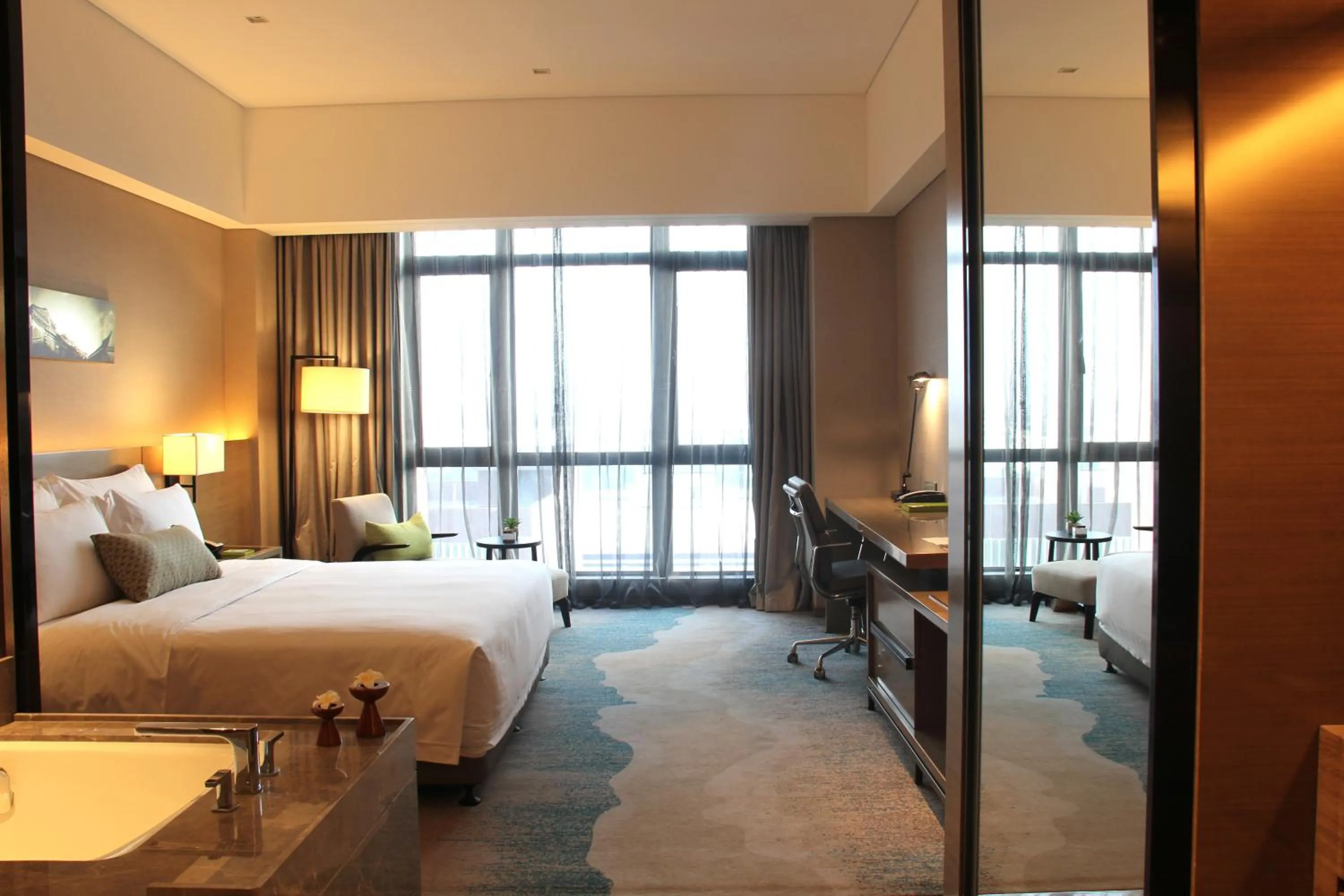 Decorative detail, Bed in Wyndham JinJiang Hotel