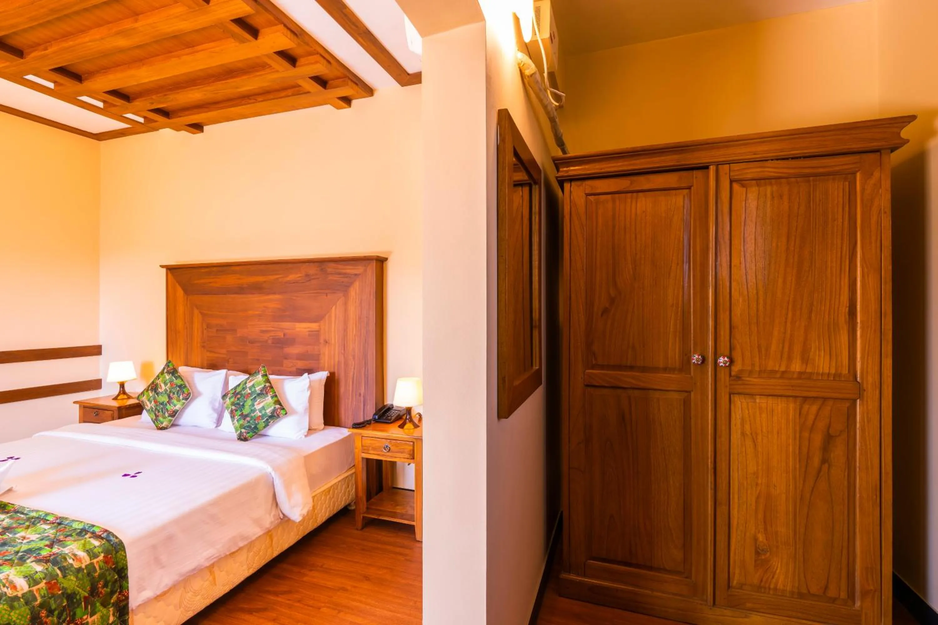 Bed in Winter Vale Green Stay Resorts