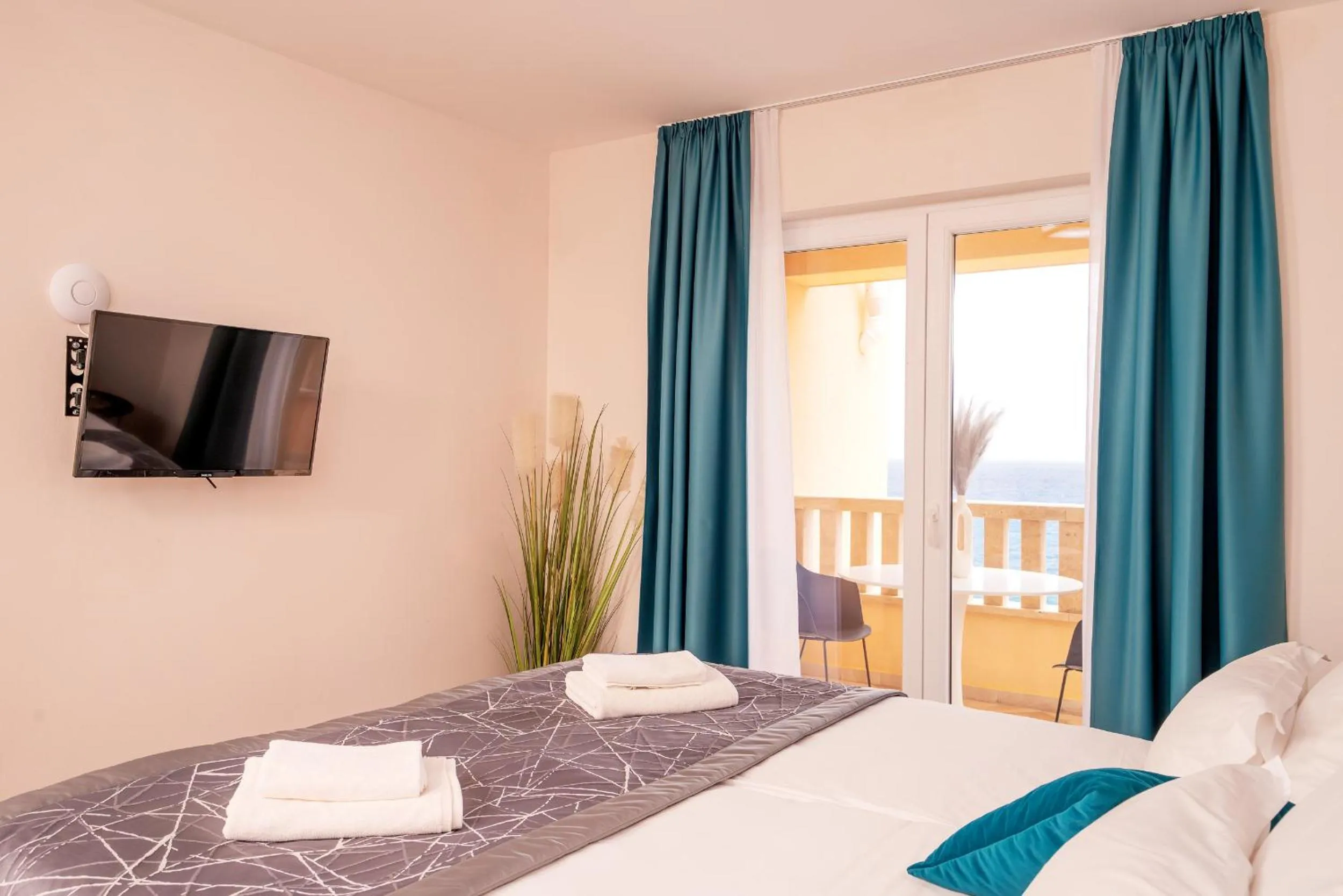 Studio with Sea View in Hotel SOL