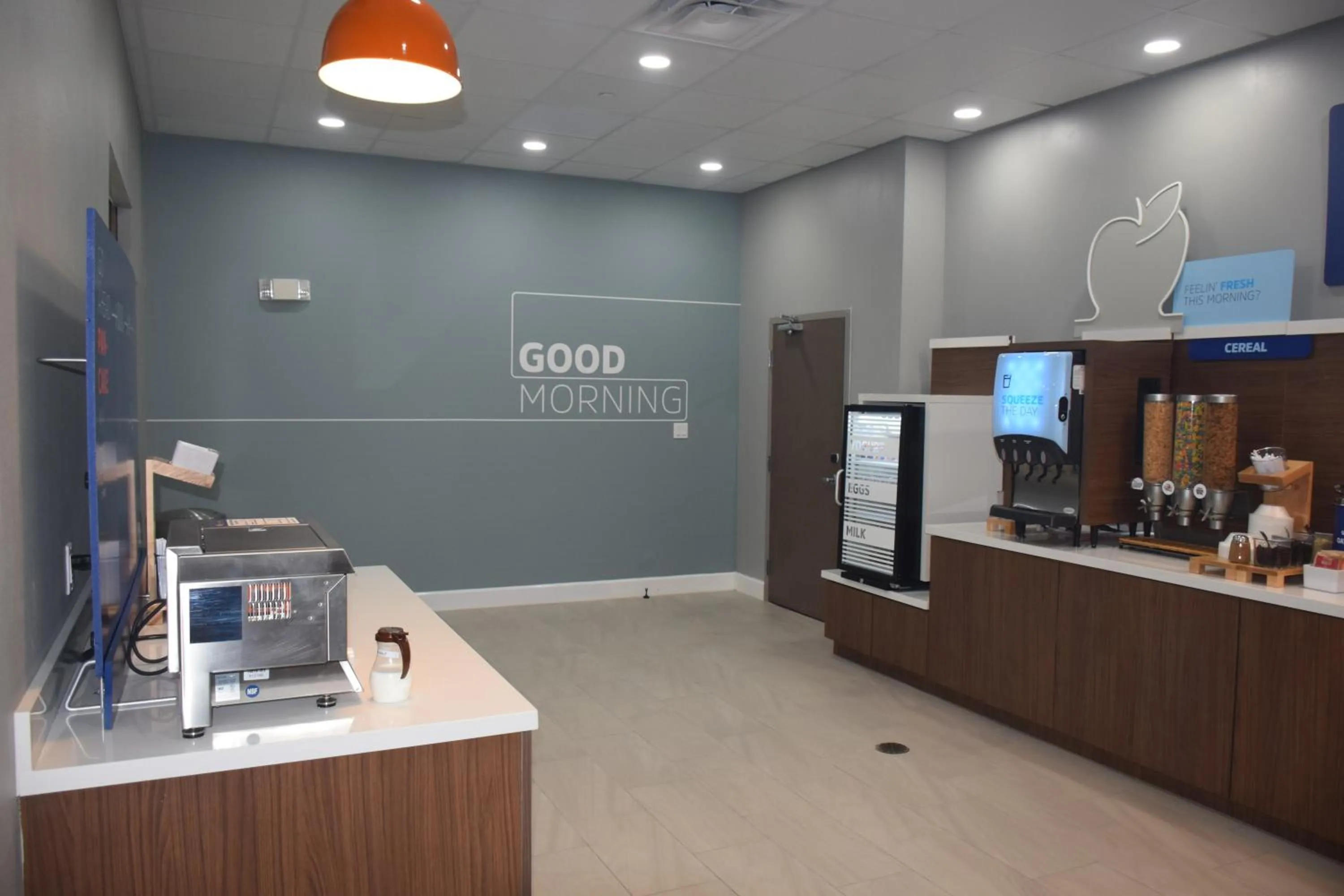 Breakfast in Holiday Inn Express Corpus Christi - Beachfront by IHG