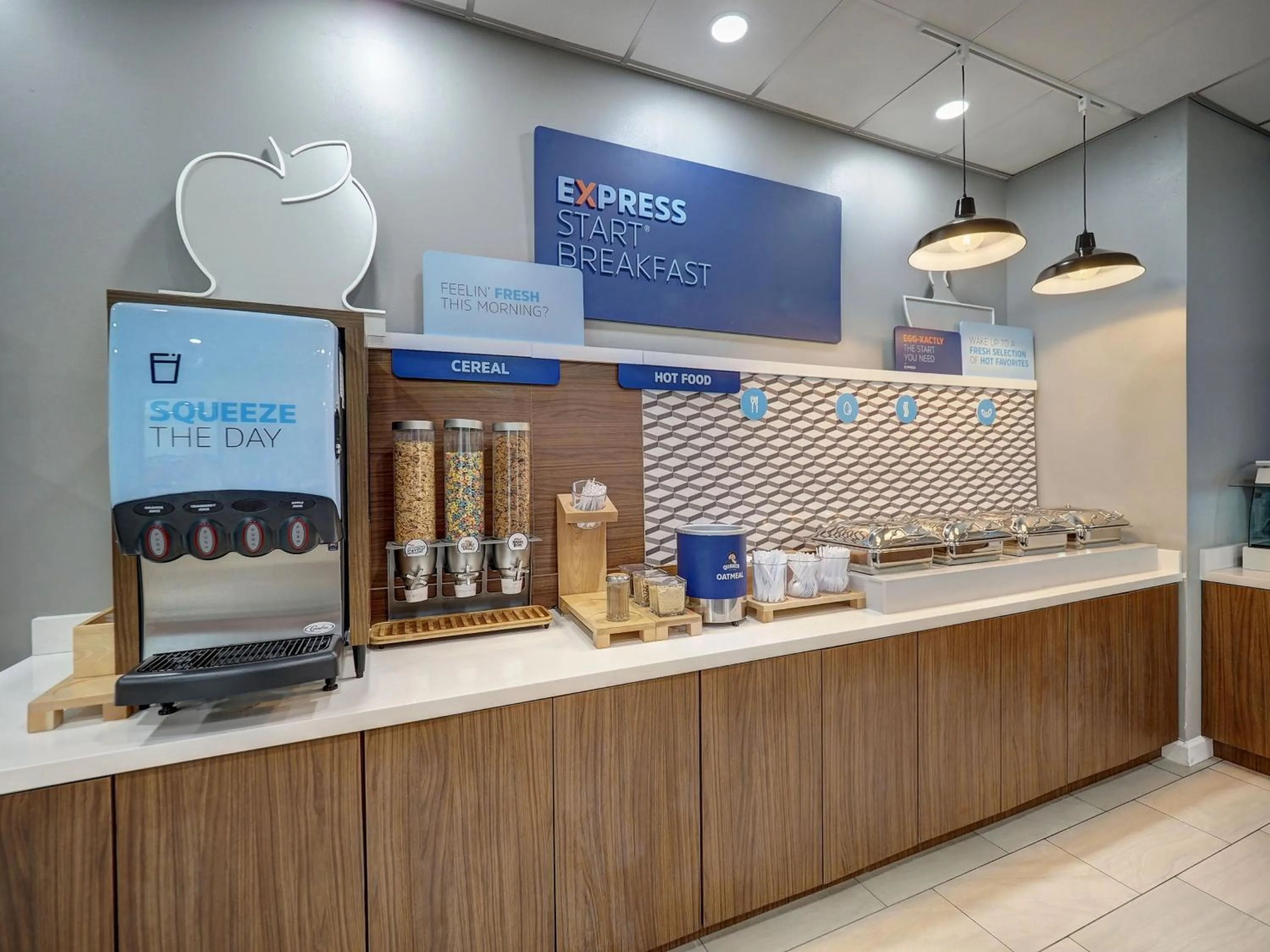 Breakfast in Holiday Inn Express Corpus Christi - Beachfront by IHG