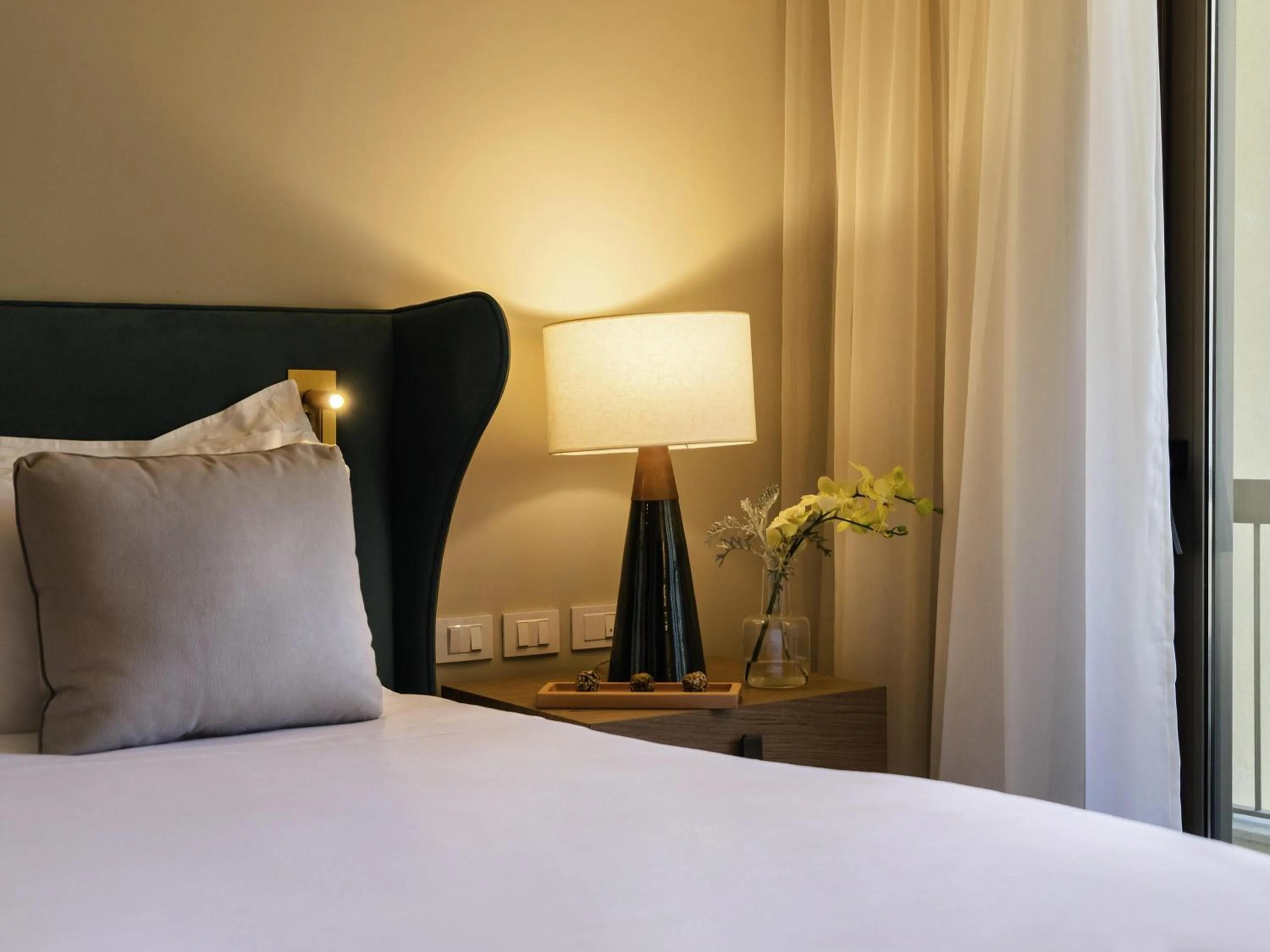 Bedroom, Bed in Fairmont Rio de Janeiro Copacabana