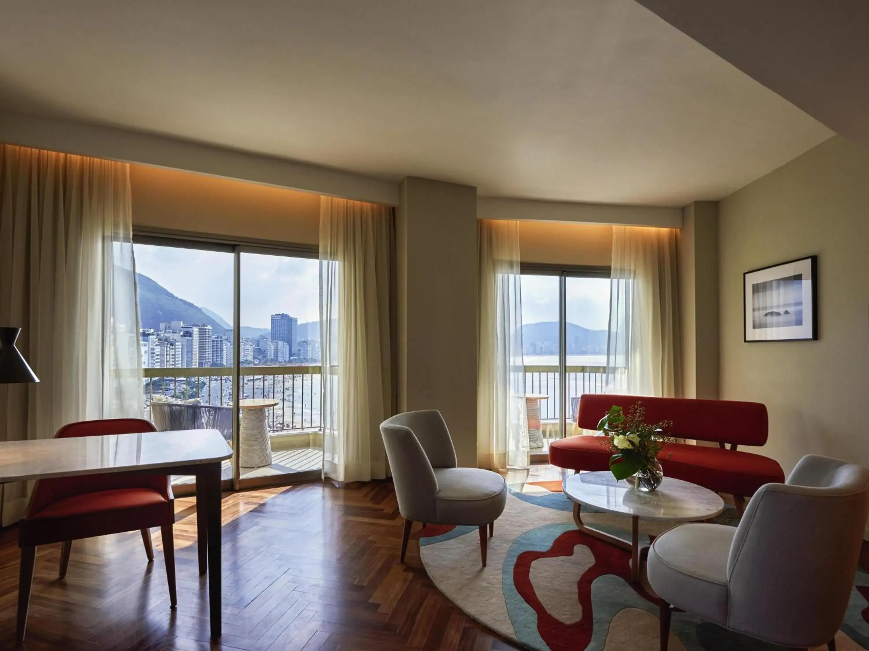 One-Bedroom Gold King Suite with Sea View in Fairmont Rio de Janeiro Copacabana One-Bedroom Gold King Suite with Sea View in Fairmont Rio de Janeiro Copacabana