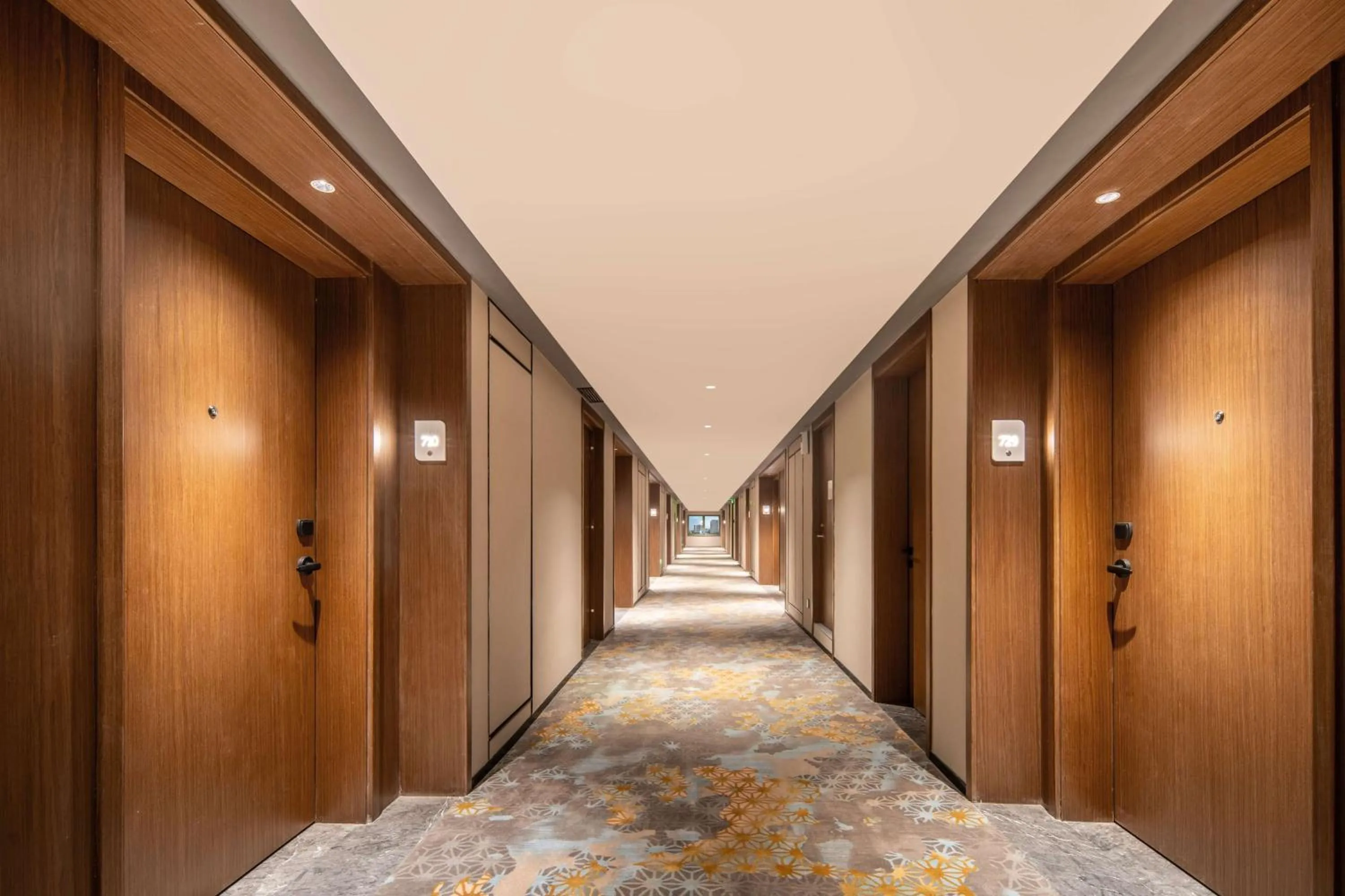 Lobby or reception in Hilton Garden Inn Beijing West Railway Station