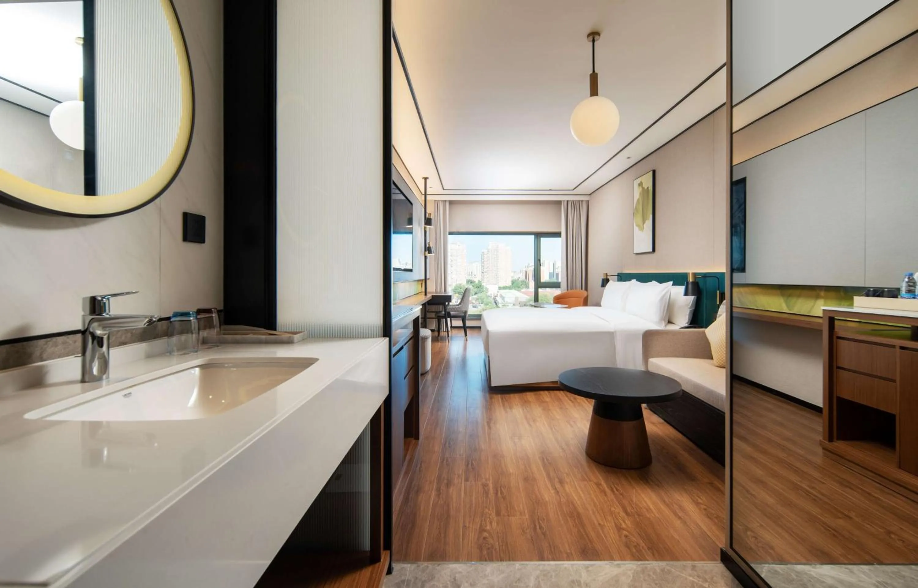 Bed in Hilton Garden Inn Beijing West Railway Station