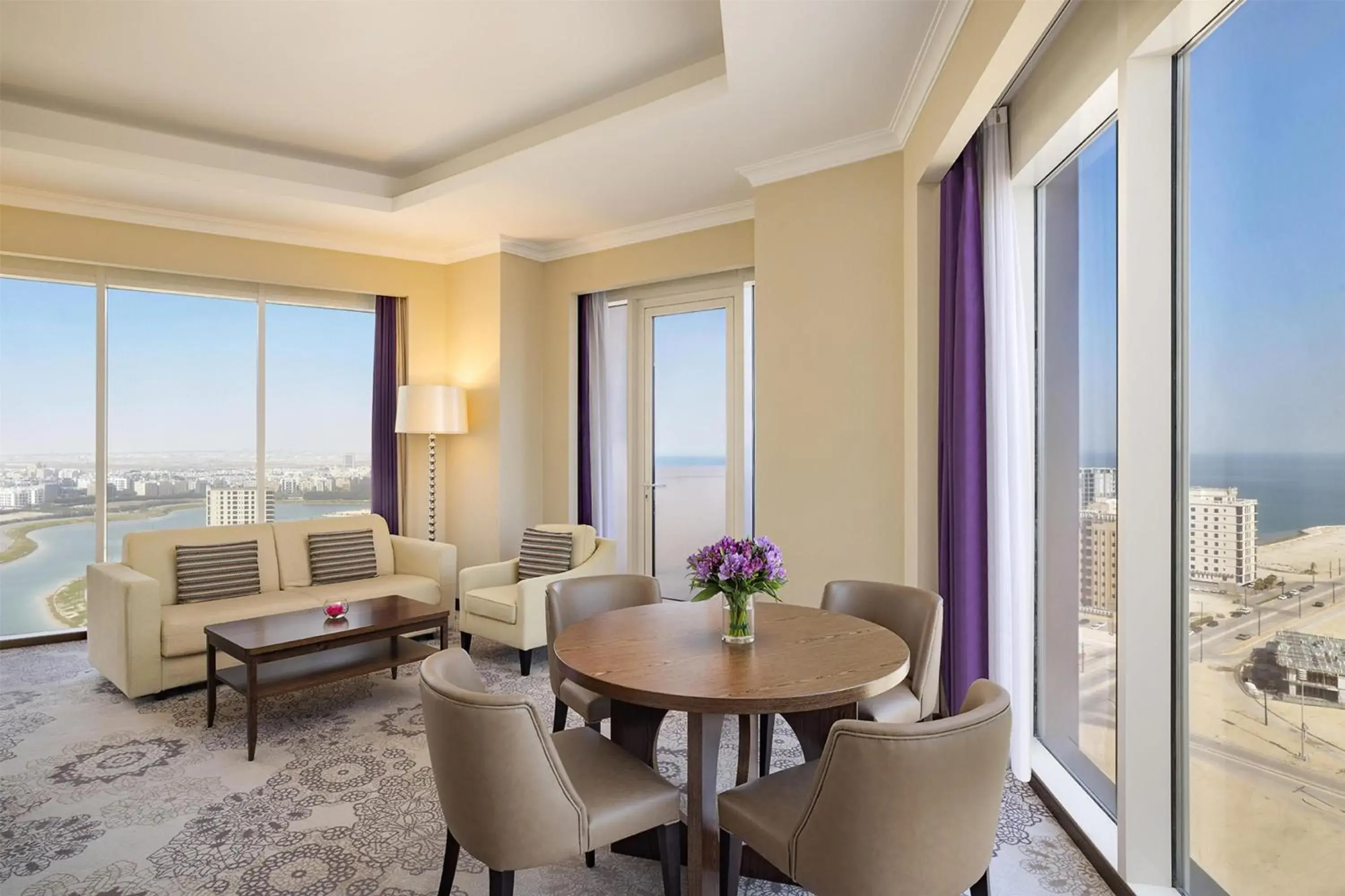 Deluxe One-Bedroom King Suite in Hilton Al Khobar King Fahd Causeway Deluxe One-Bedroom King Suite in Hilton Al Khobar King Fahd Causeway