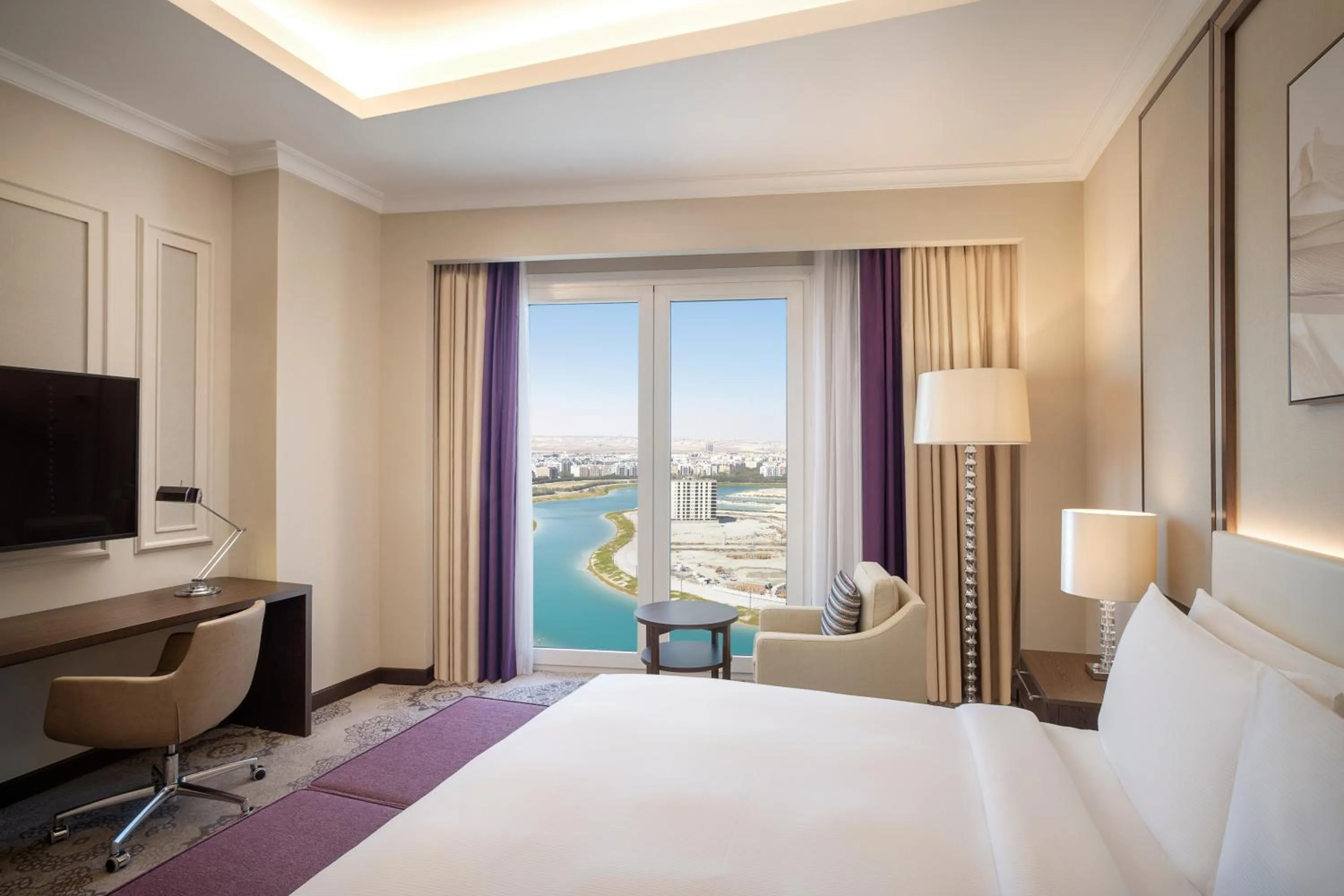 Bed in Hilton Al Khobar King Fahd Causeway