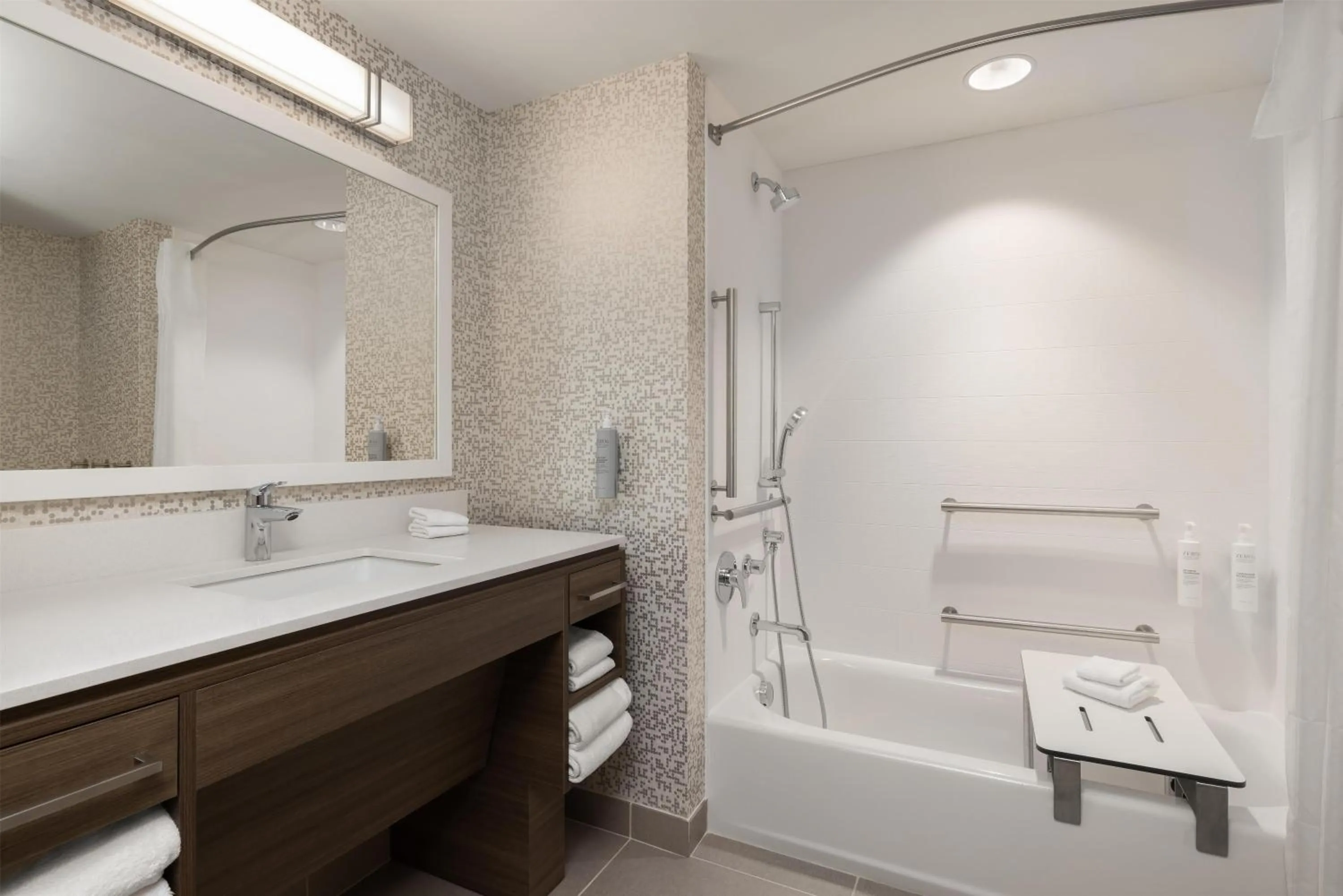 Bathroom in Home2 Suites By Hilton Virginia Beach Princess Anne