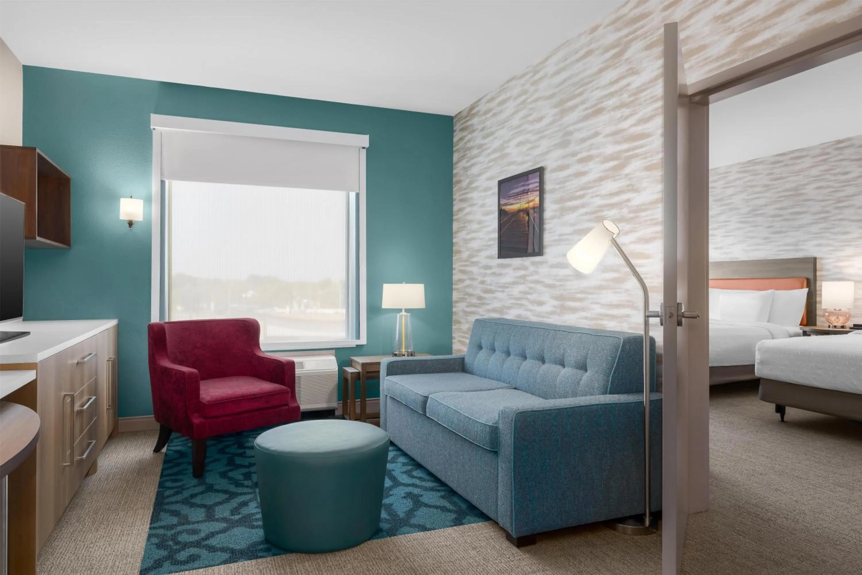 Living room, Bed in Home2 Suites By Hilton Virginia Beach Princess Anne