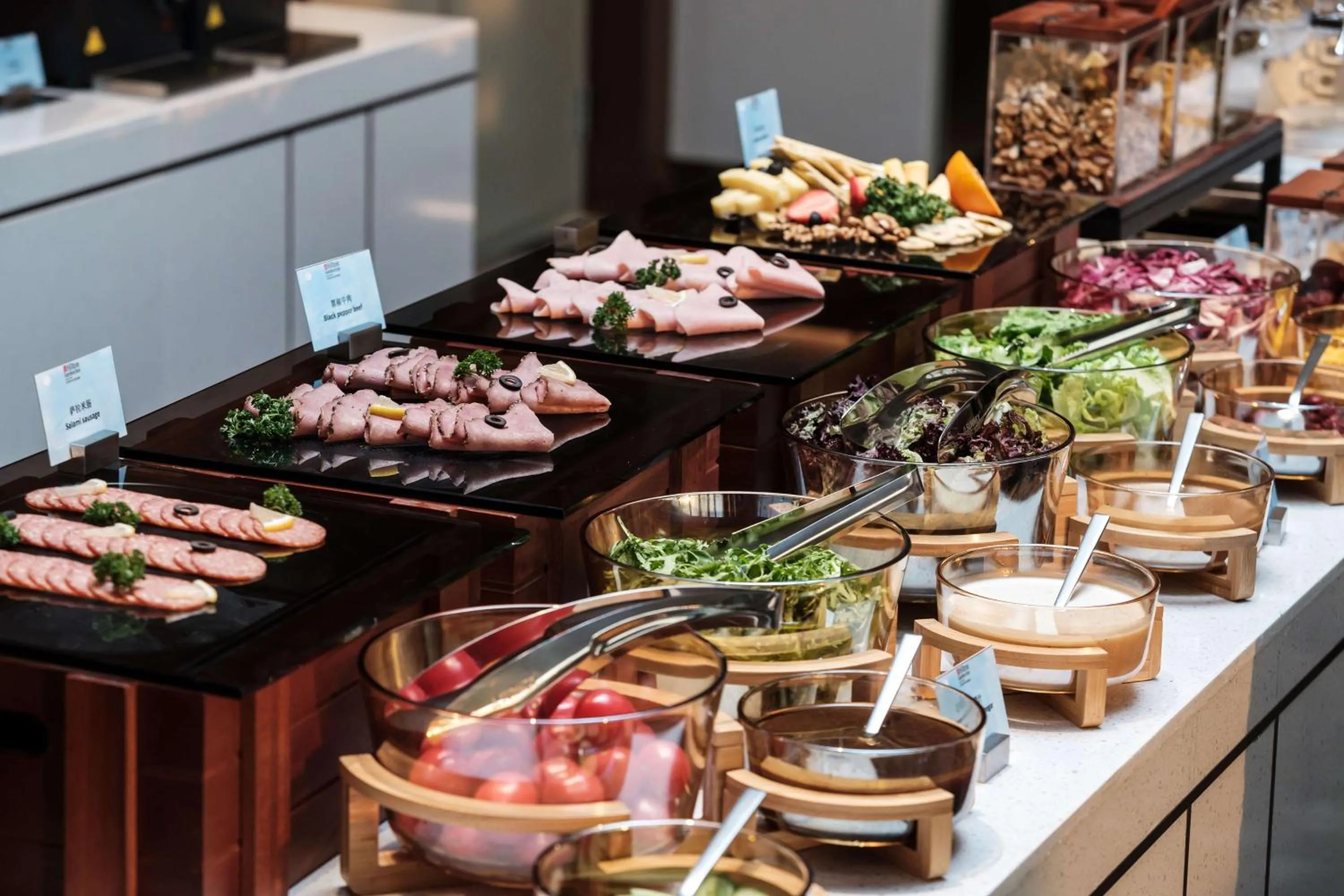 Restaurant/places to eat in Hilton Garden Inn Taiyuan Binhe