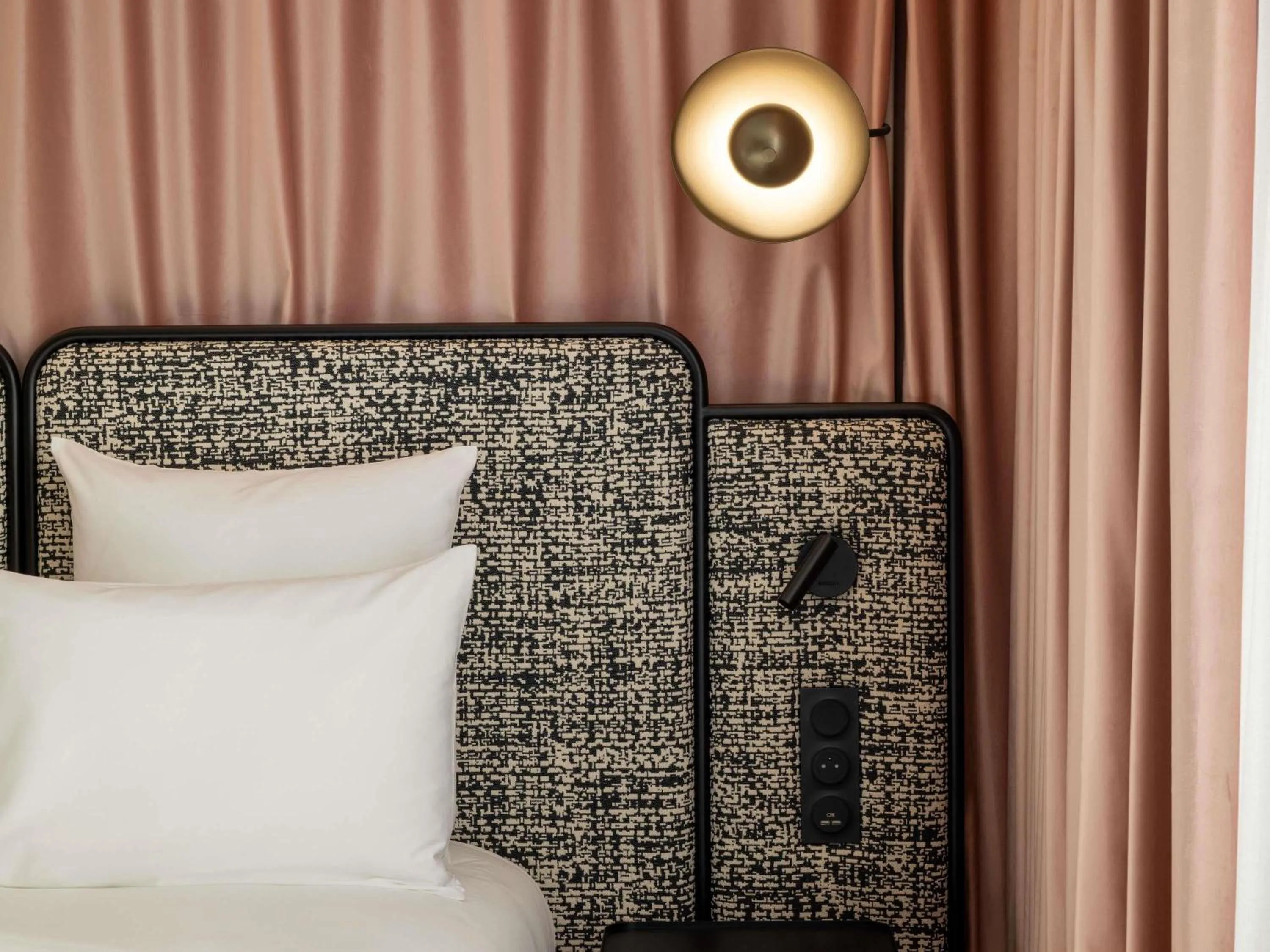 Bedroom, Bed in Hotel Maison Hamelin Paris - Handwritten Collection