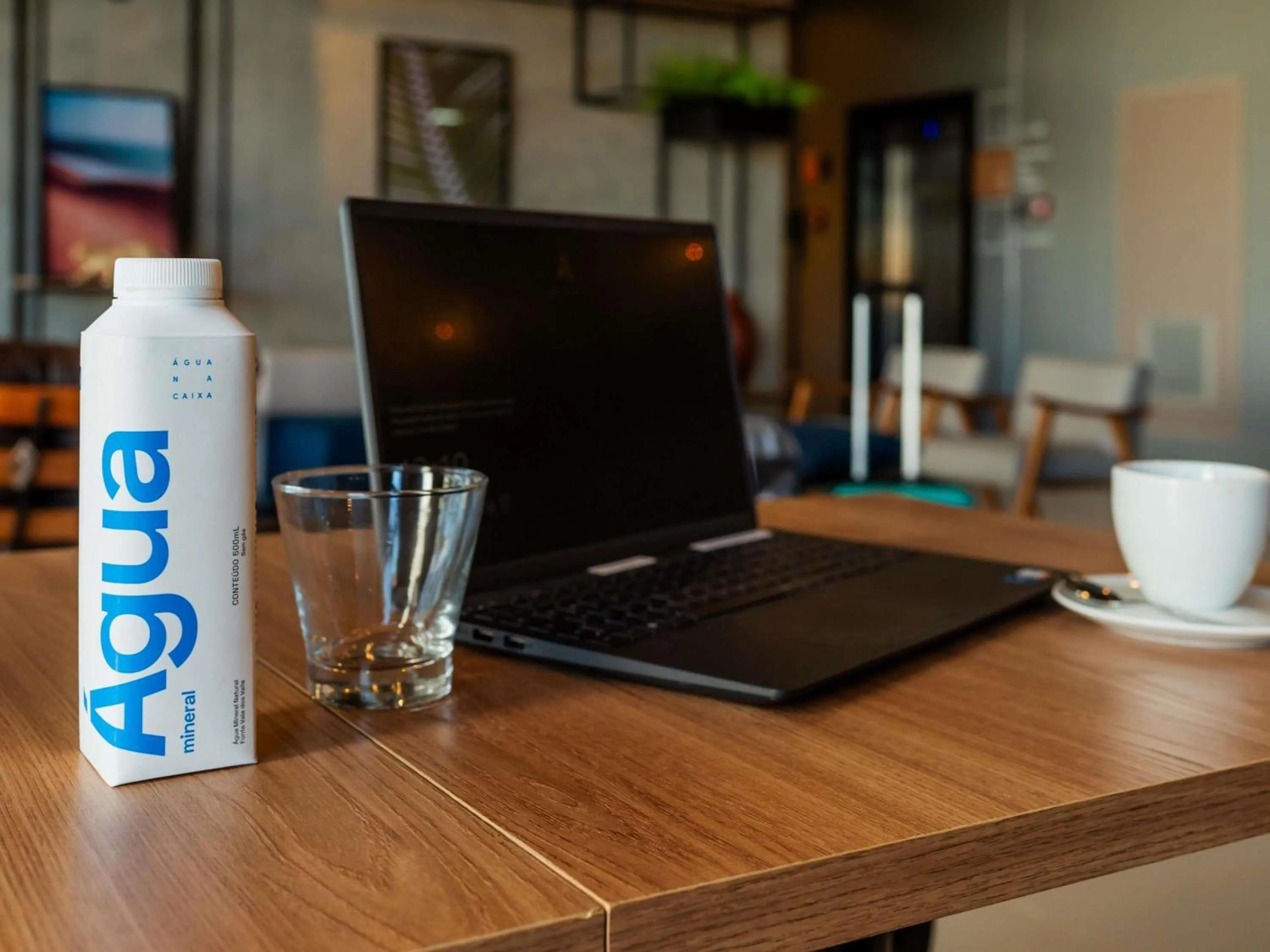 Lounge or bar in ibis Lavras