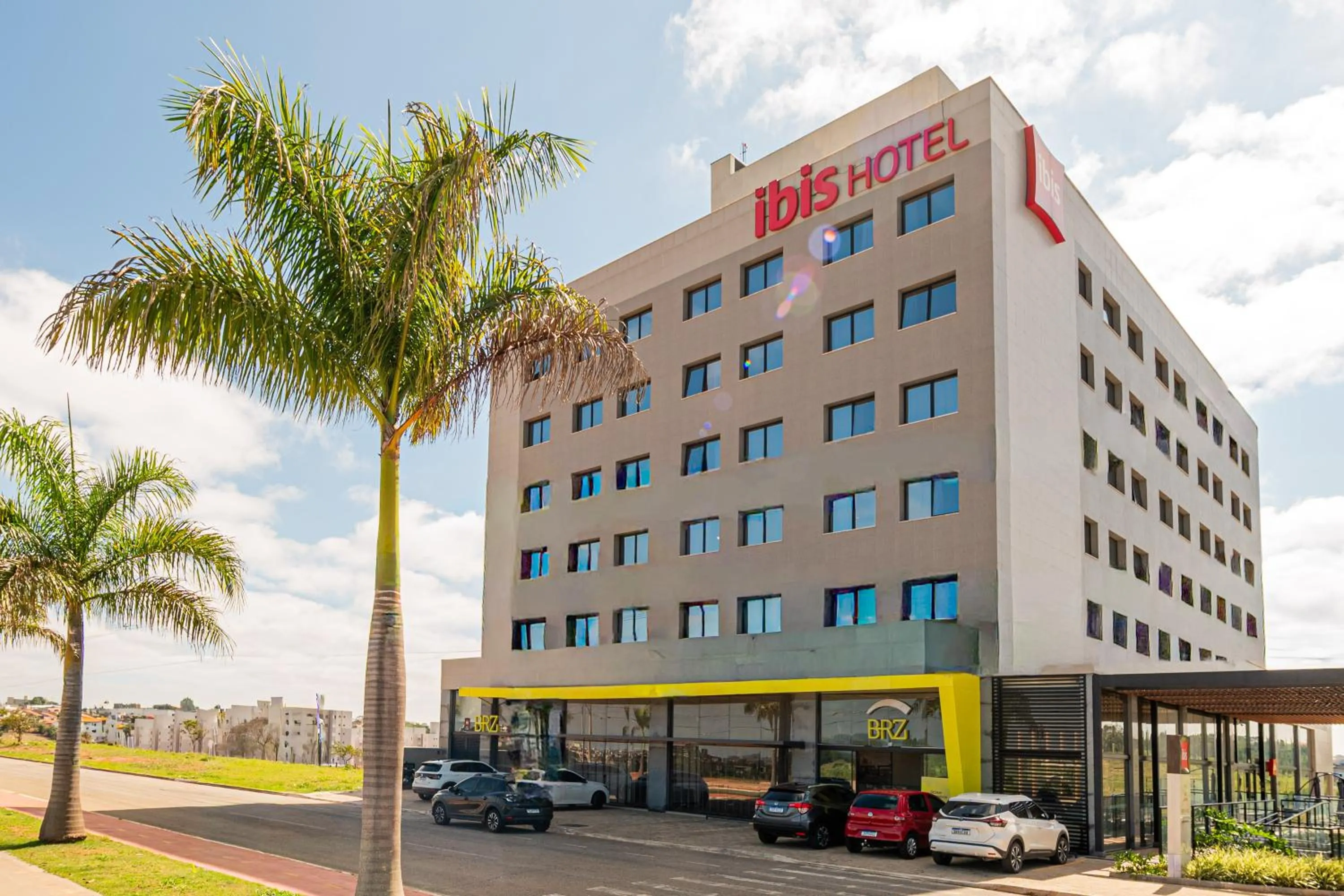 Property building in ibis Lavras