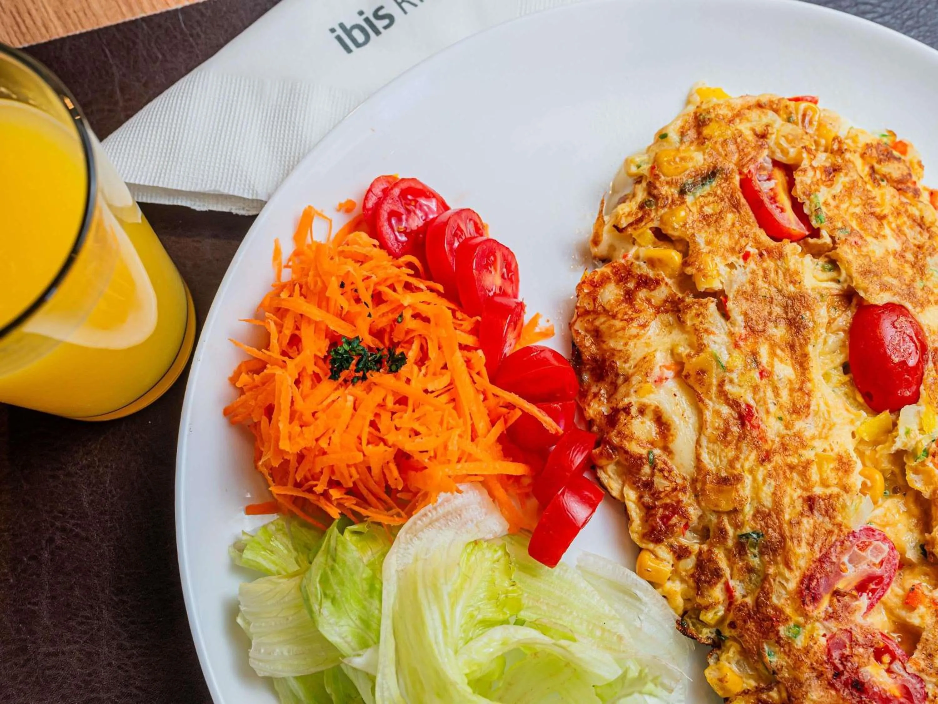 Restaurant/places to eat in ibis Lavras