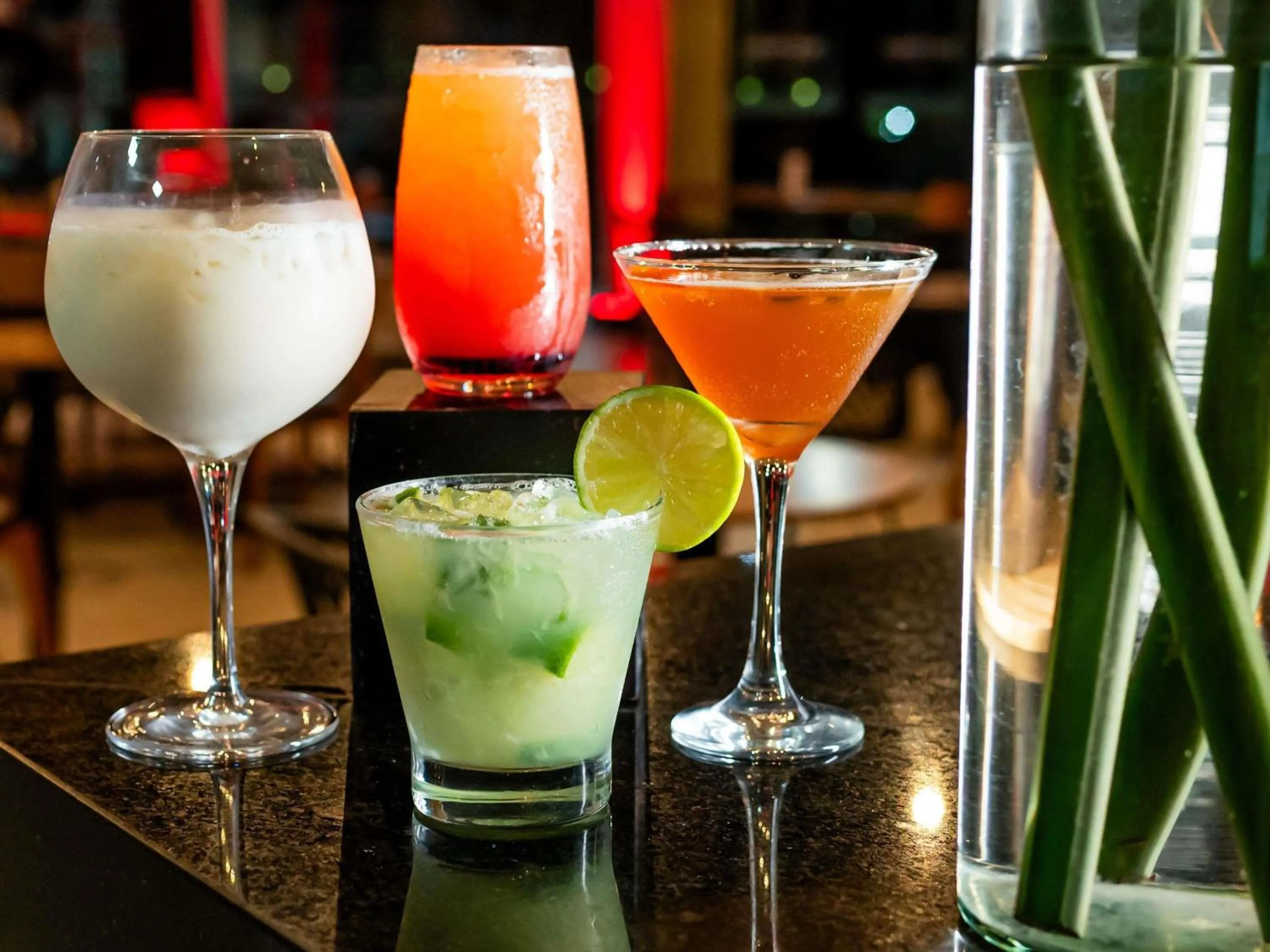 Lounge or bar in ibis Lavras