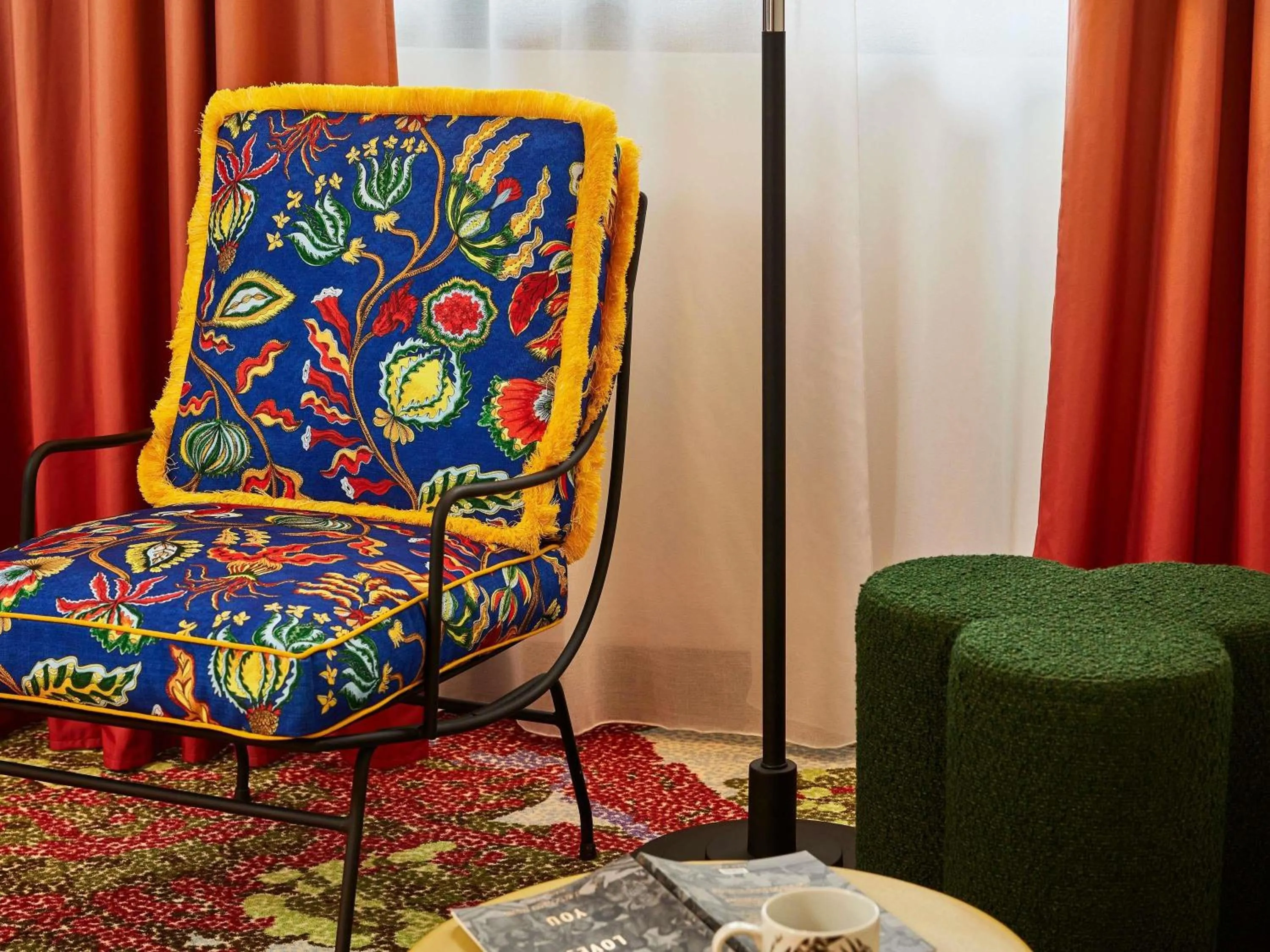 Bedroom in Mama Shelter Nice