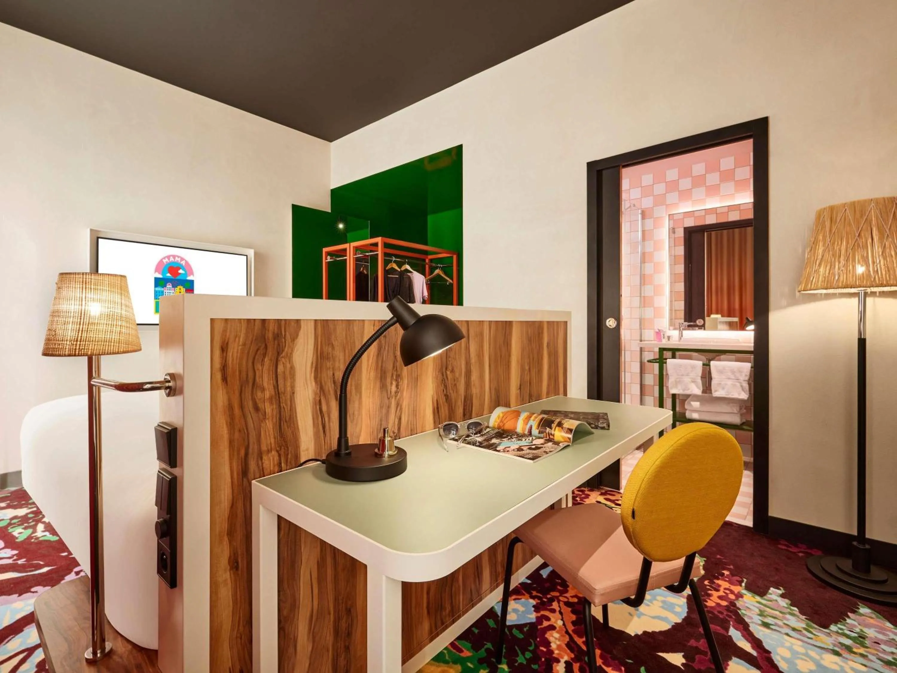 Bedroom in Mama Shelter Nice