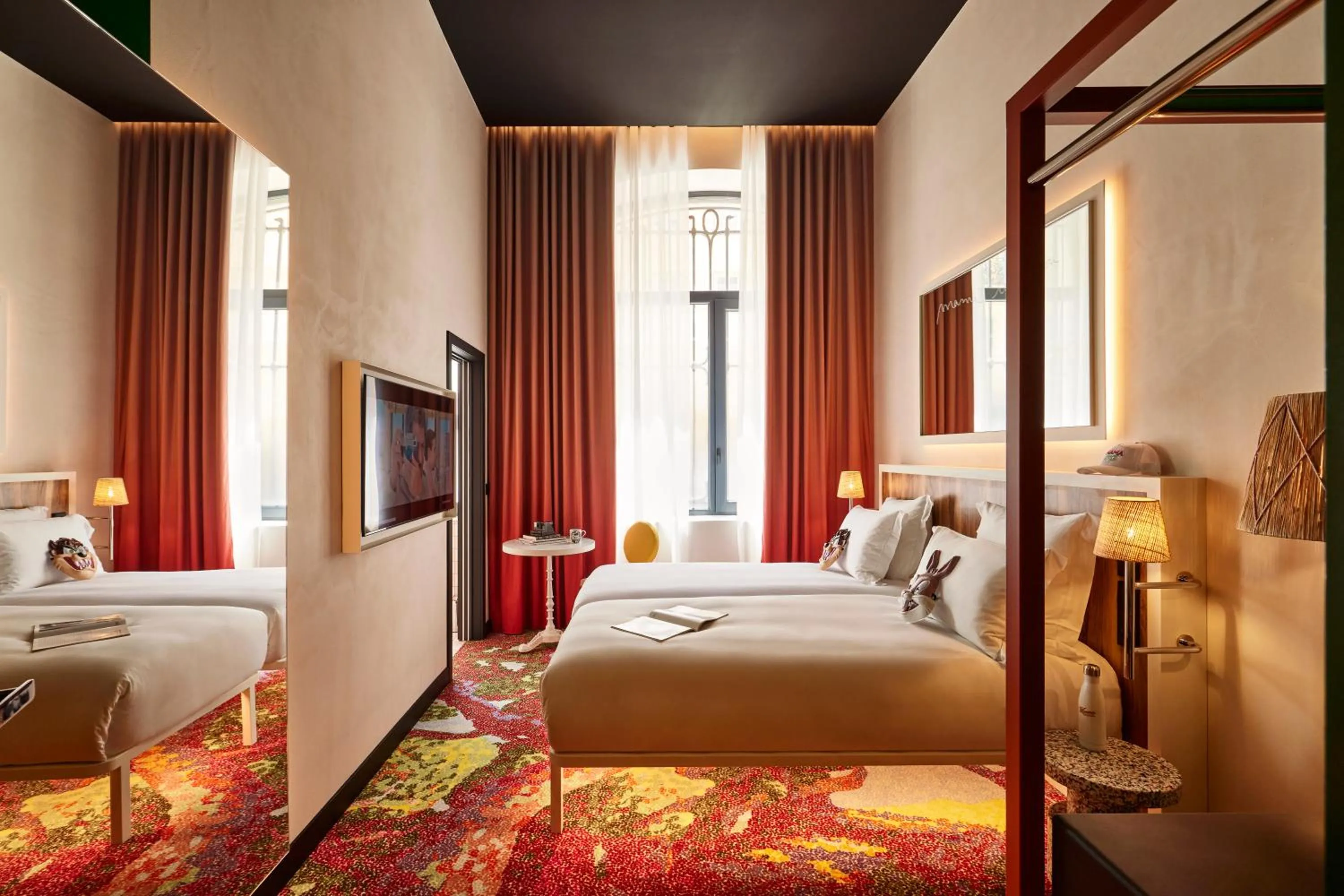 Bed in Mama Shelter Nice