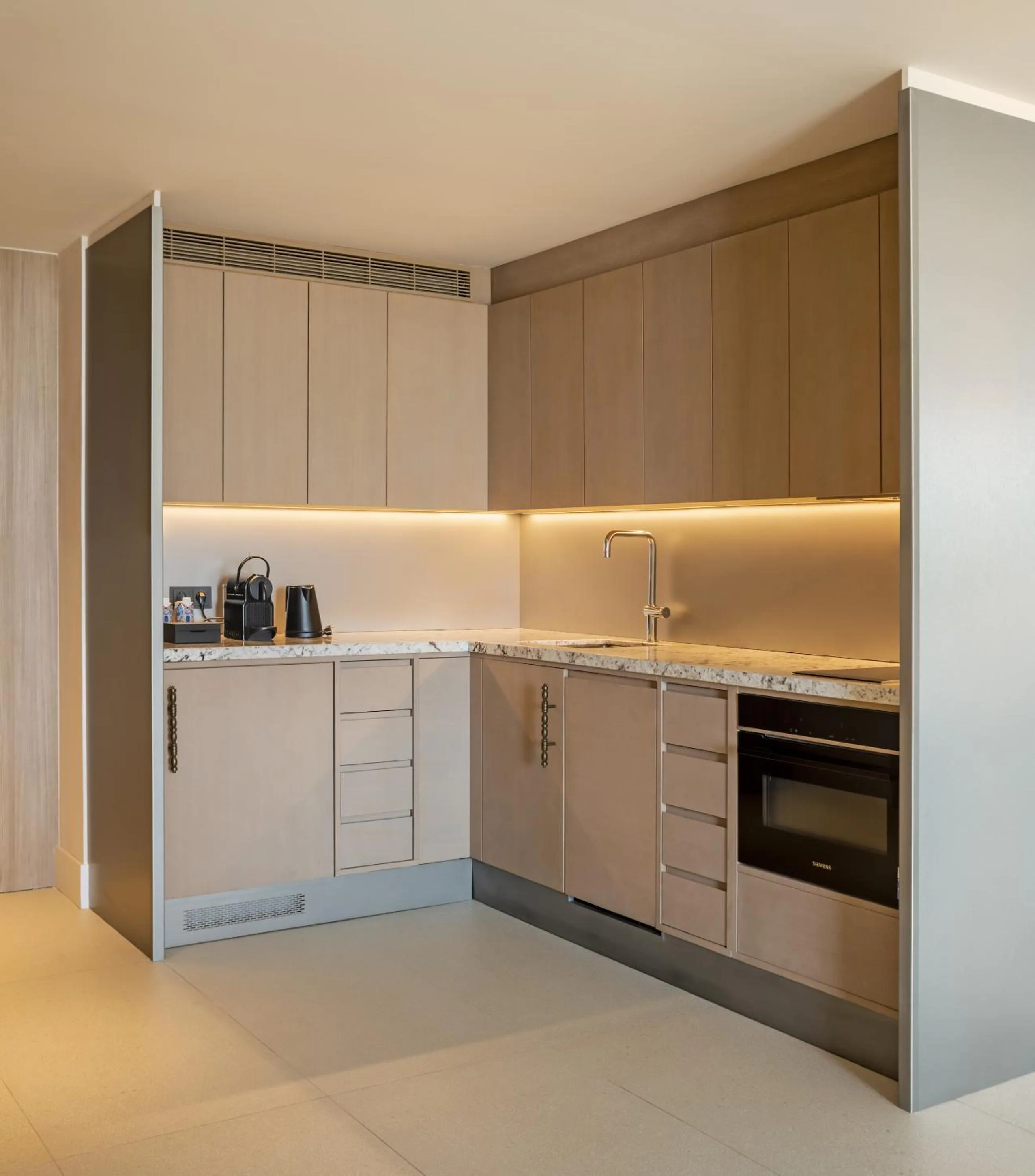 Kitchen or kitchenette in SLS Barcelona