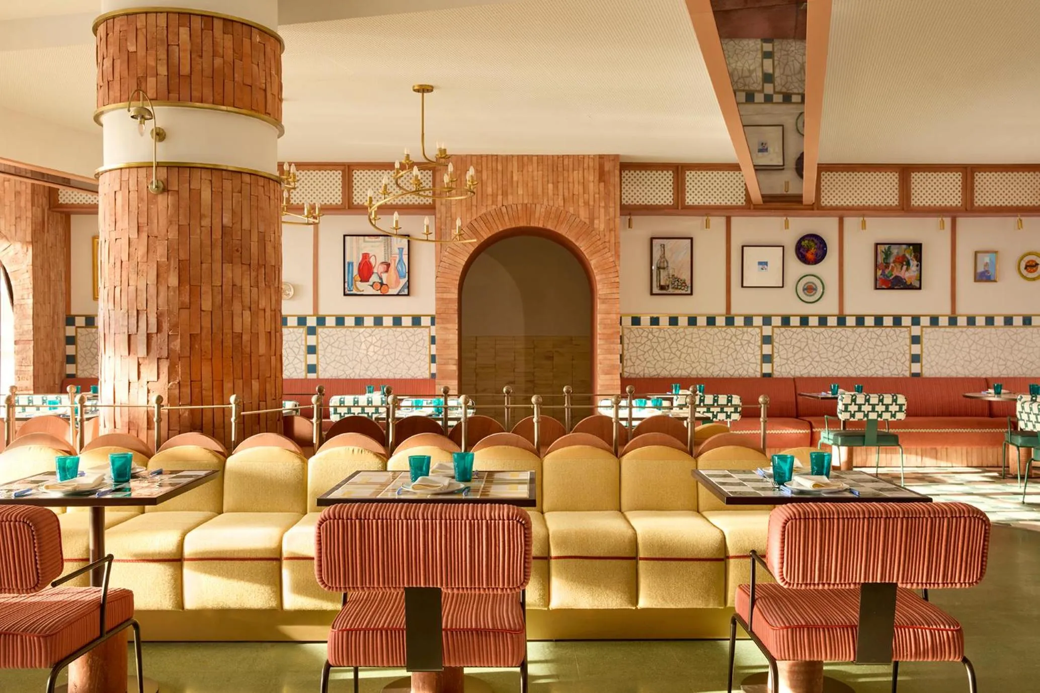 Restaurant/places to eat in SLS Barcelona