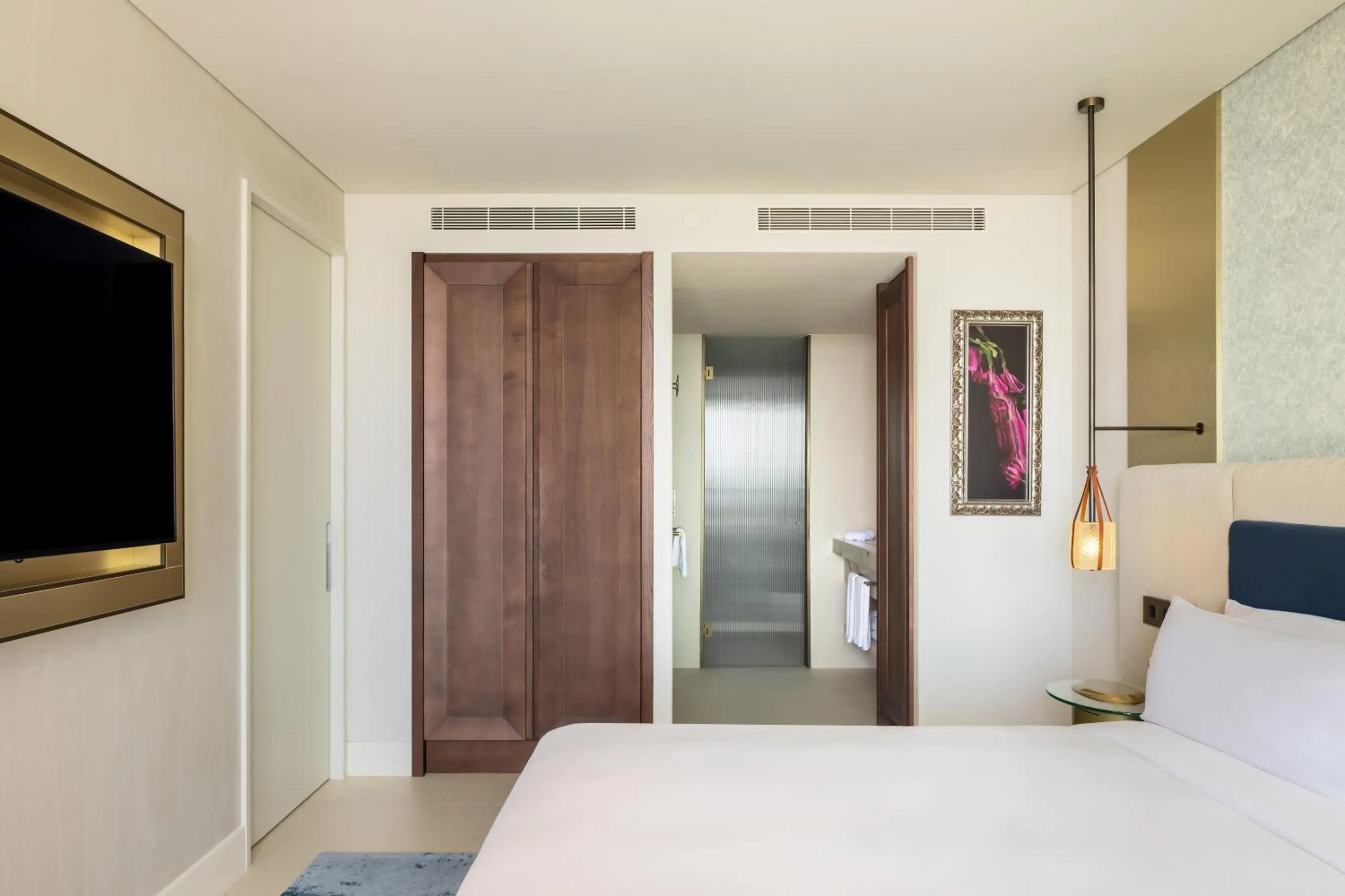 Bed in SLS Barcelona